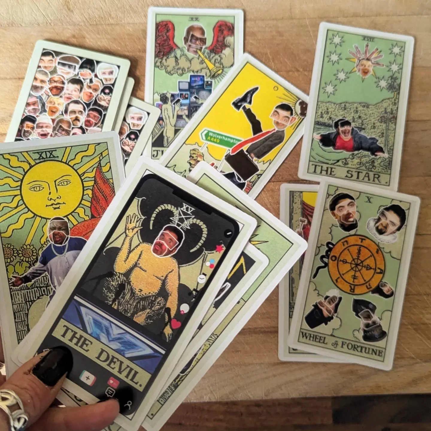 "I can't promise your future but I can promise your past"
😅 

#tarotspread 
#digitalcollageart 
#tvnostalgia 
#folkstyle 
#britishhumour