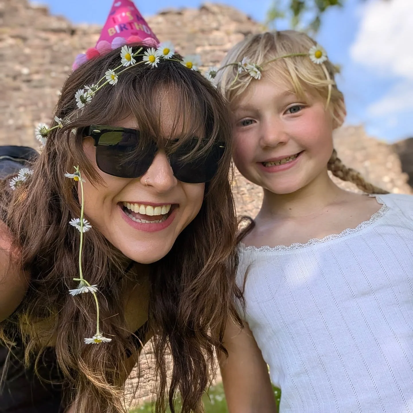 Birthday picnic and exploring castles ❤️🎉