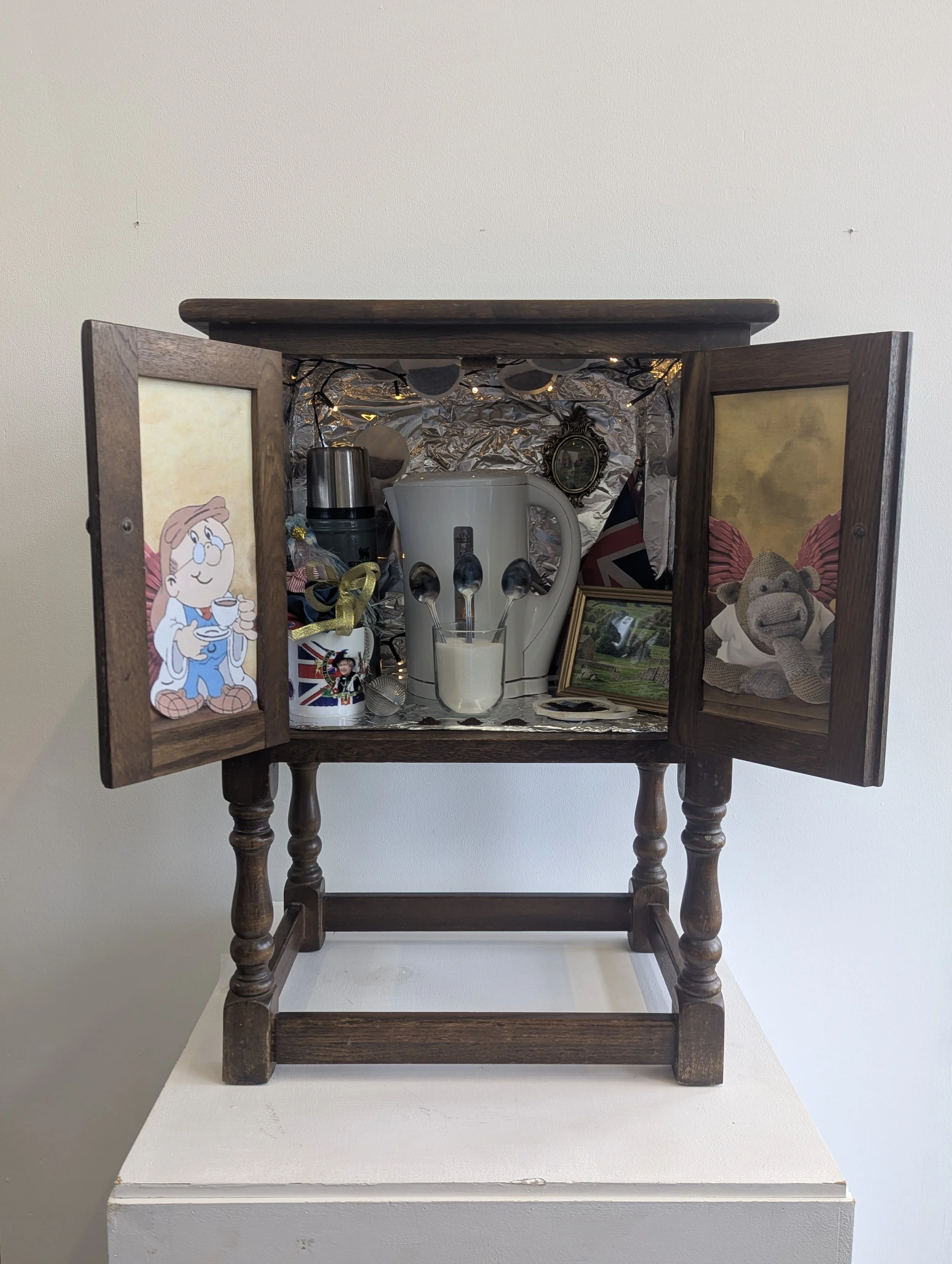 Communi-Tea Shrine (2025)