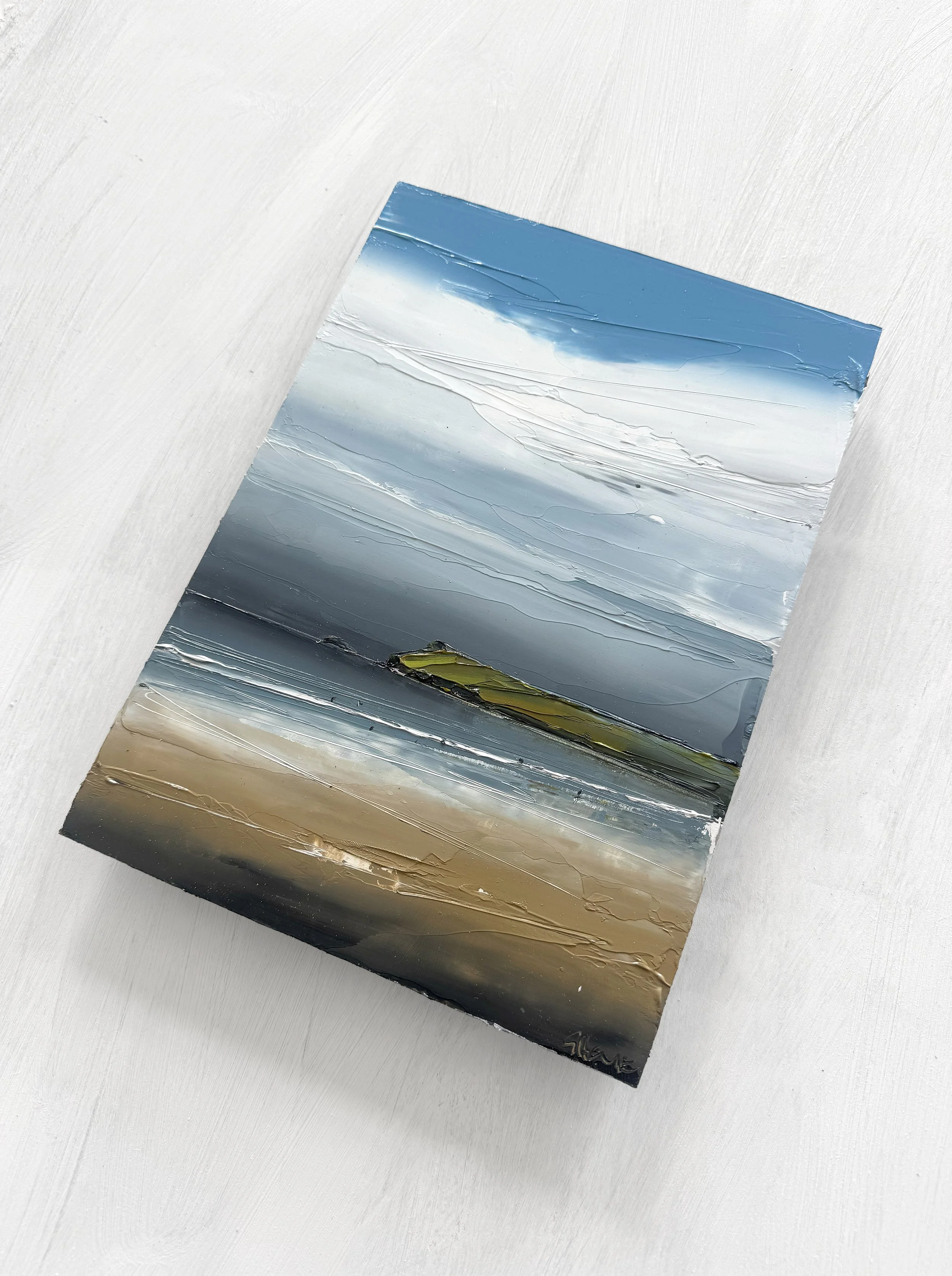 Polzeath beach in grey 2.jpg