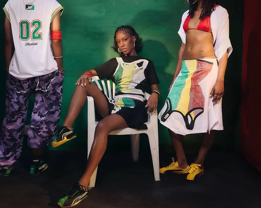 @sharkkini Carnival Collection 

Photographer: @radhika.photos
Creative Director: @sharkkana 
Producer: @pejumayanwale
Production Assistant @tino.smx @l0vealic3
Creative Assistant: @yanas.stu
Lighting: @alexjose.photo
Photography Assistant: @jimmysjp