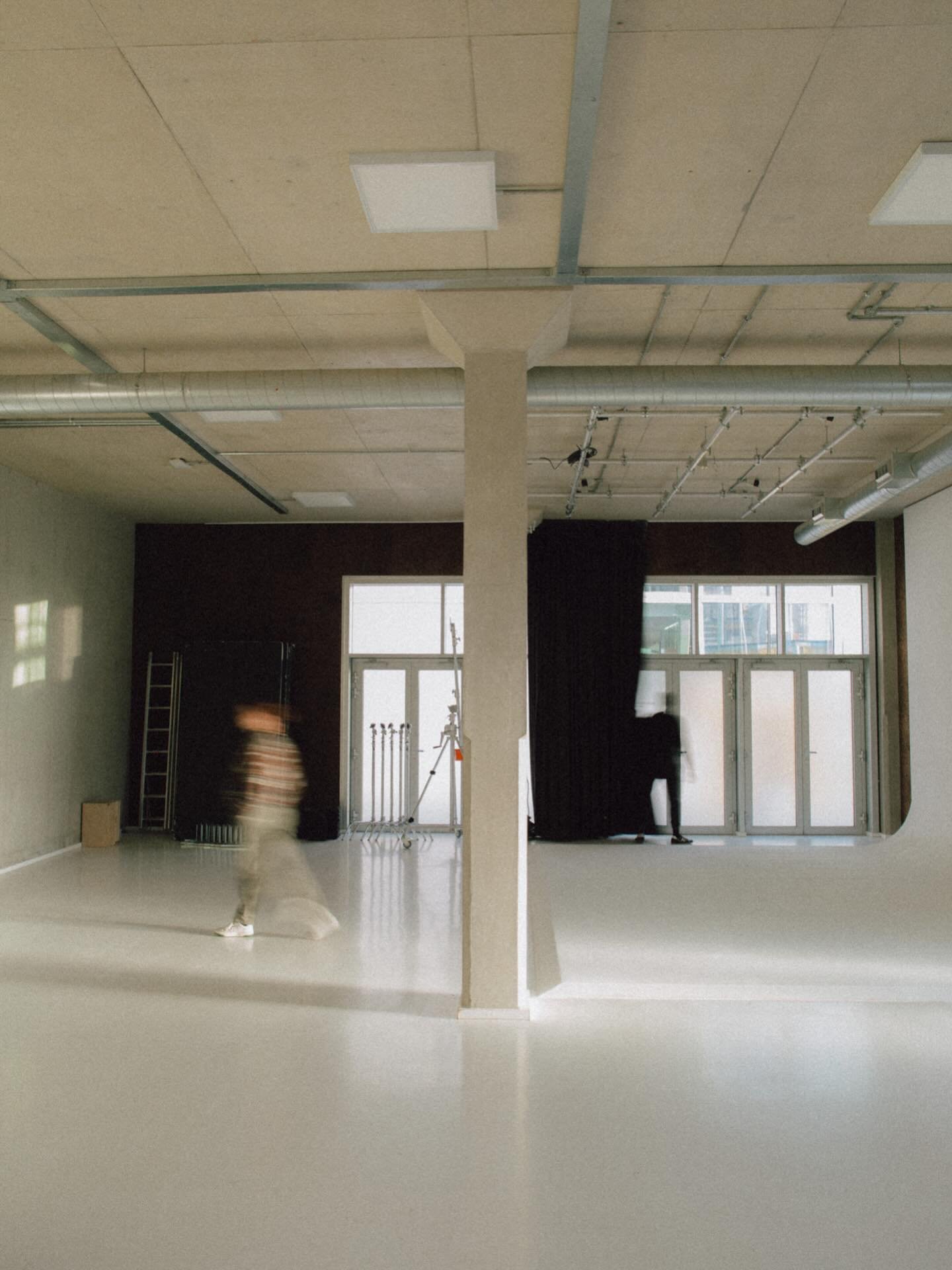 Make the most of the daylight hours or bring the evening early with our blackout curtains. Either way, we&rsquo;ve got you covered.