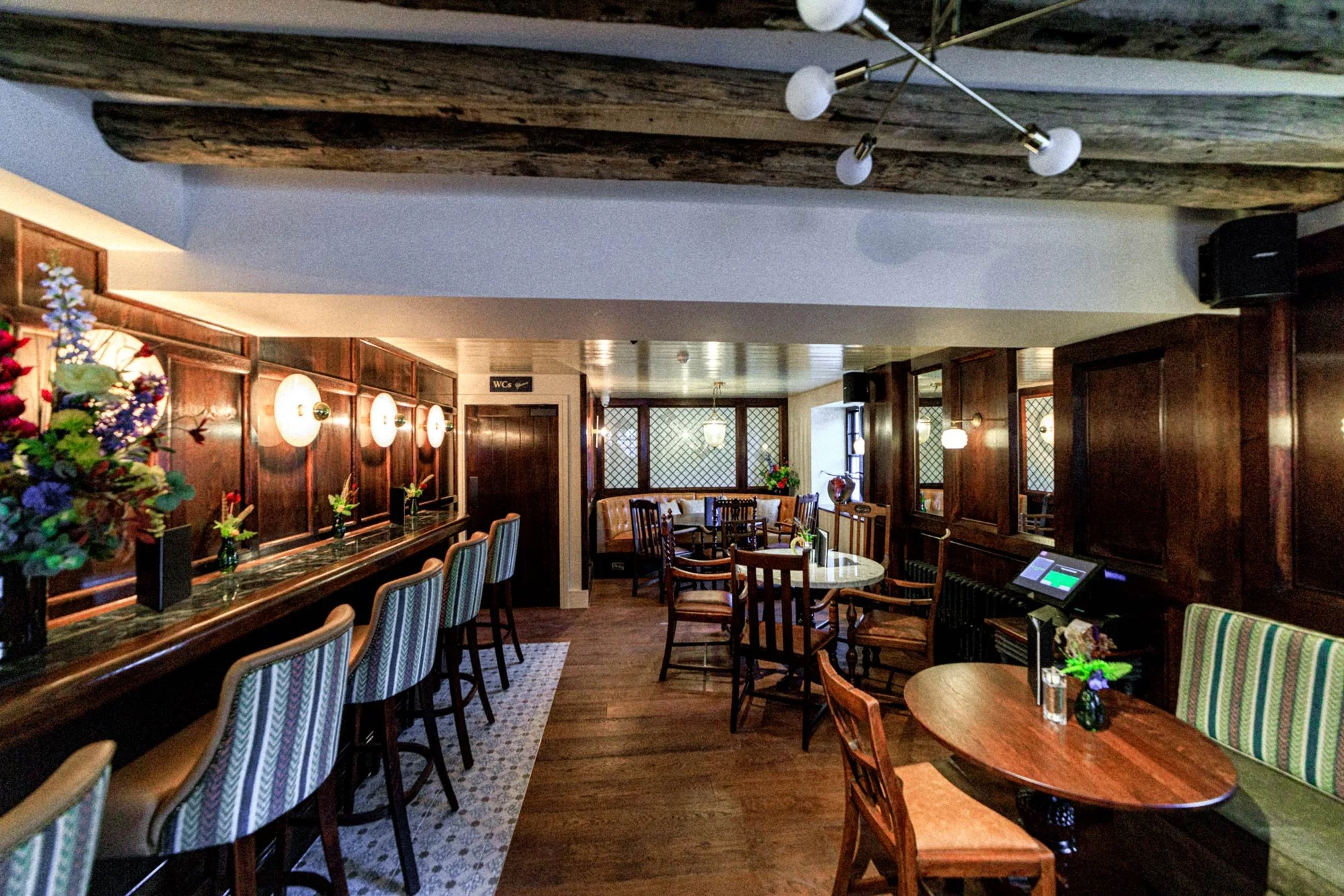 About The Grand Junction — The Grand Junction, Buckingham Pub, Restaurant