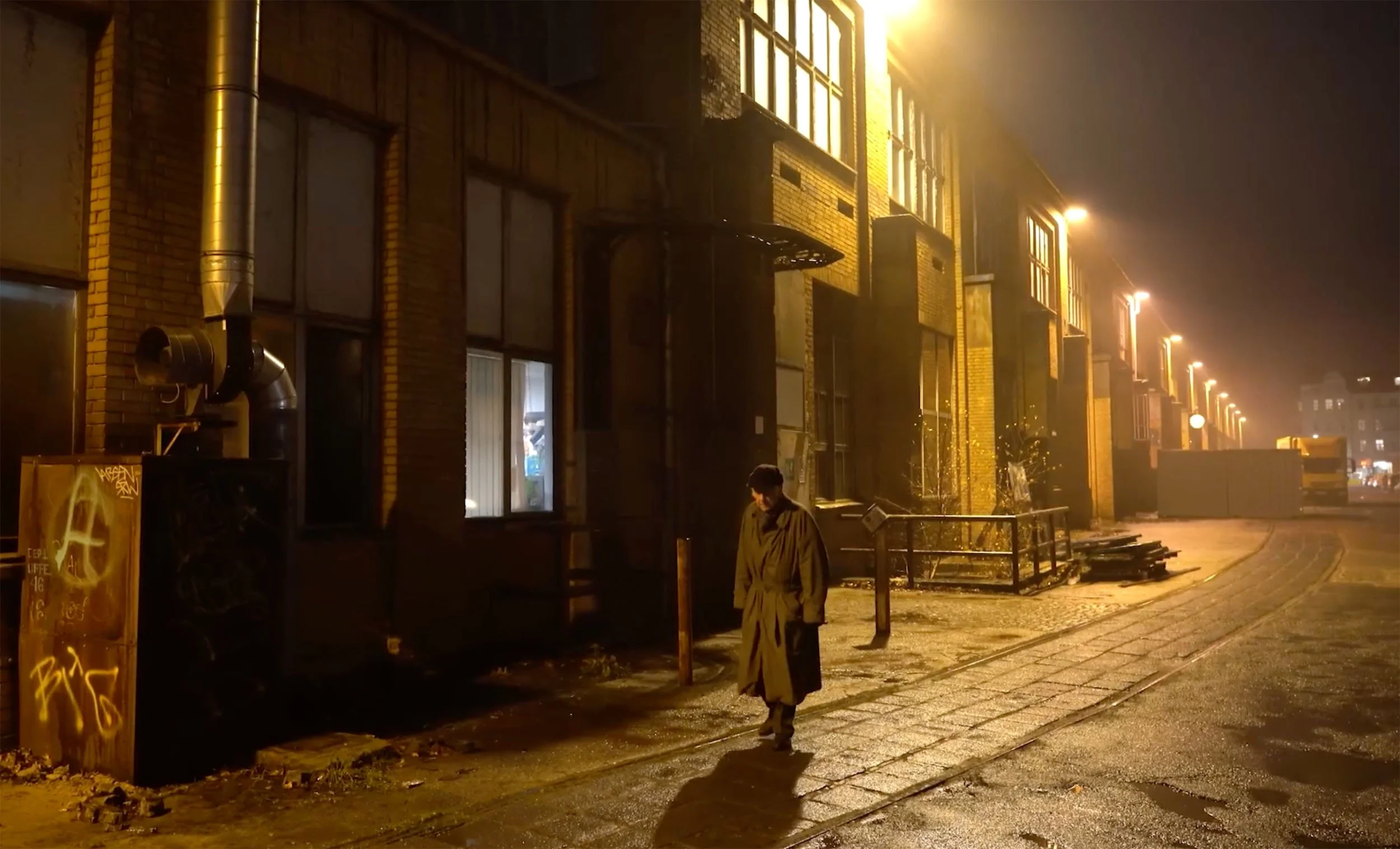 Grund, 
(Abschied von Mörikestrasse, Abschied von Rathenau-Hallen)
Still from video