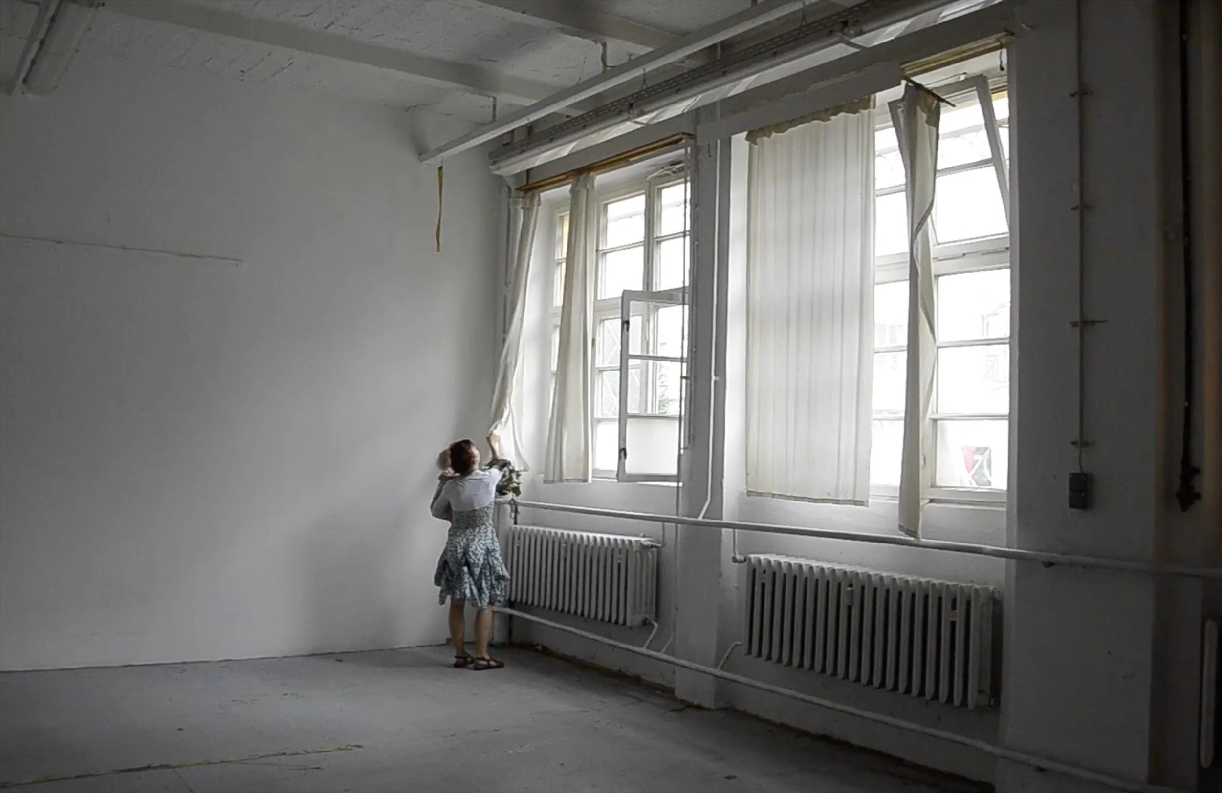 Grund, 
(Abschied von Mörikestrasse, Abschied von Rathenau-Hallen)
Still from video