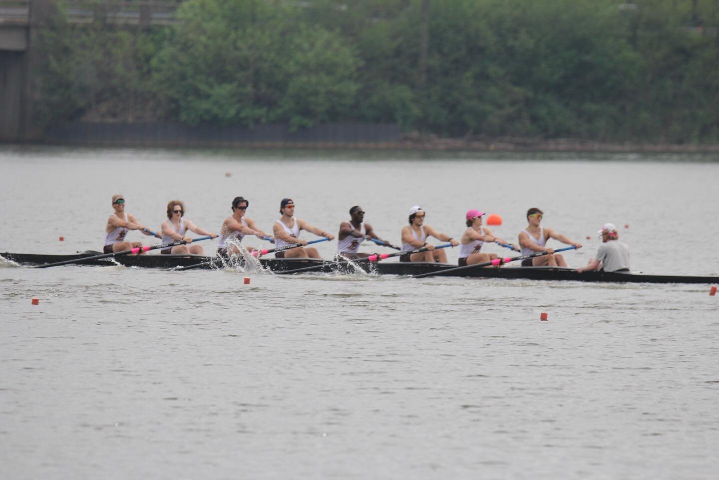 After a weekend packed with racing, @lehighrowing come away with Men&rsquo;s Crew of the Week for their V8!

Lehigh showed fine form to finish on top of all MARC competitors at the Knecht Cup this weekend by a comfortable margin!

Congratulations @le