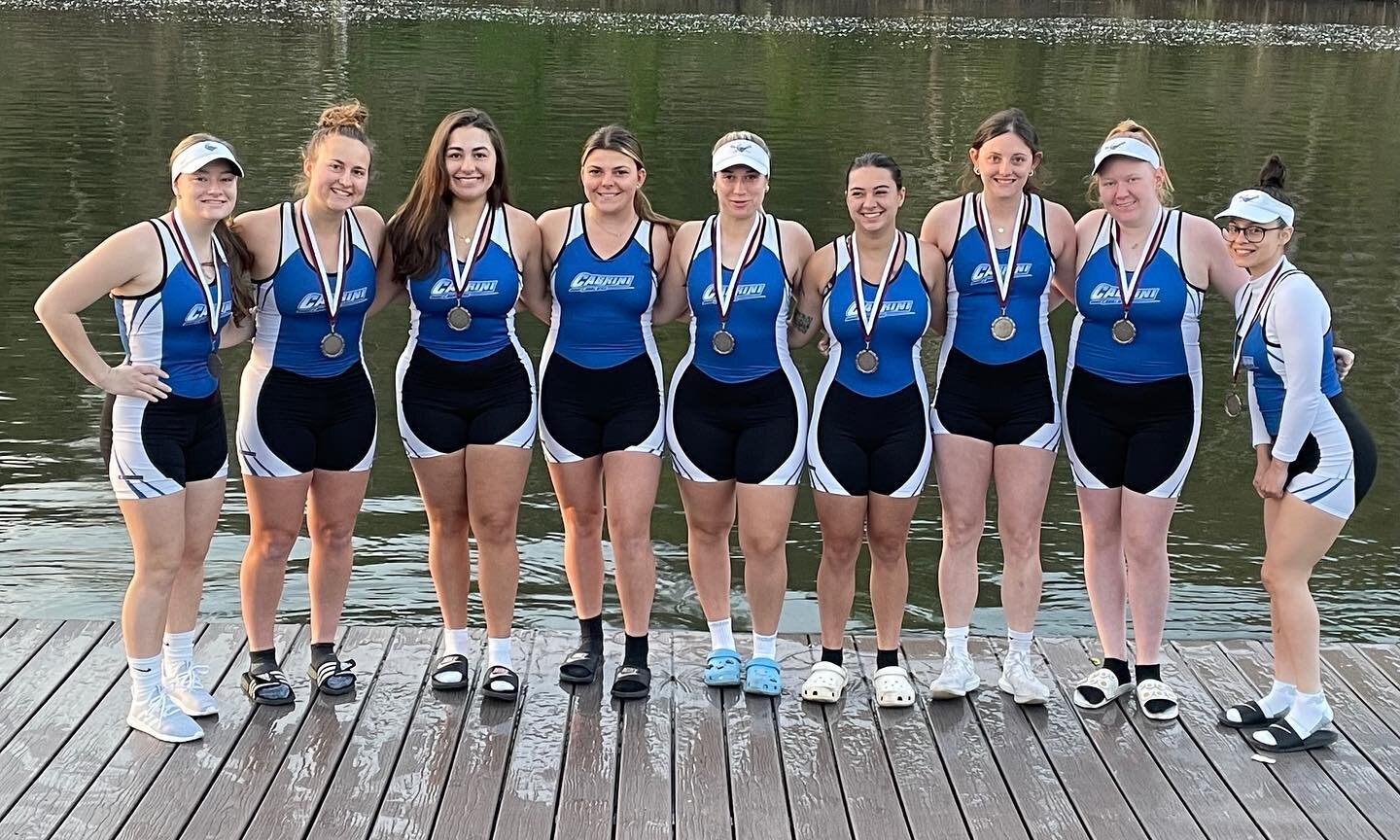 Women&rsquo;s Crew of the Week goes to the Cabrini Varsity 8! 

The Cabrini women secured a first ever medal in an 8 for the program with a bronze at the Murphy Cup this past weekend!

Congratulations Cabrini!

#marcrowing #crewoftheweek