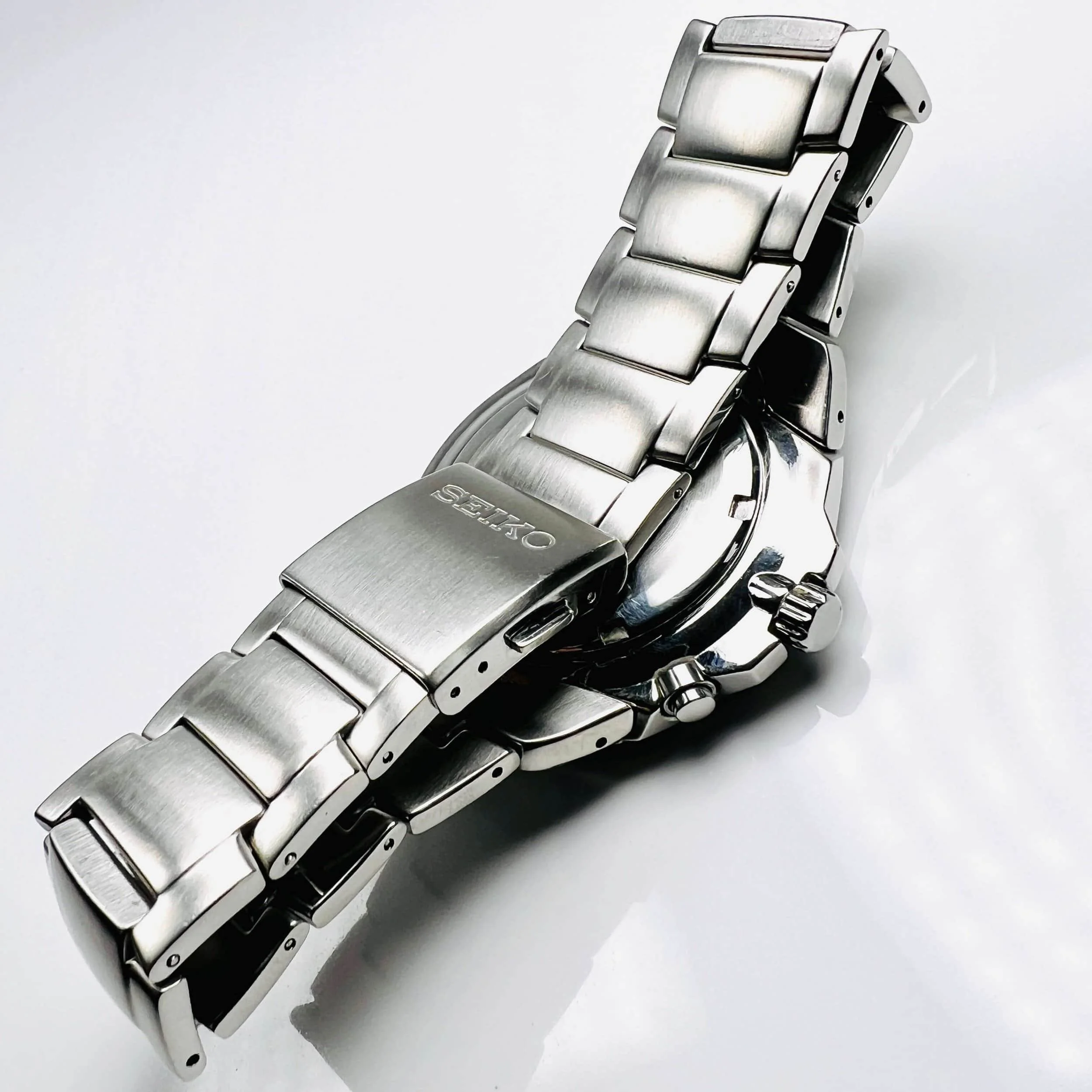 Seiko watch polishing after