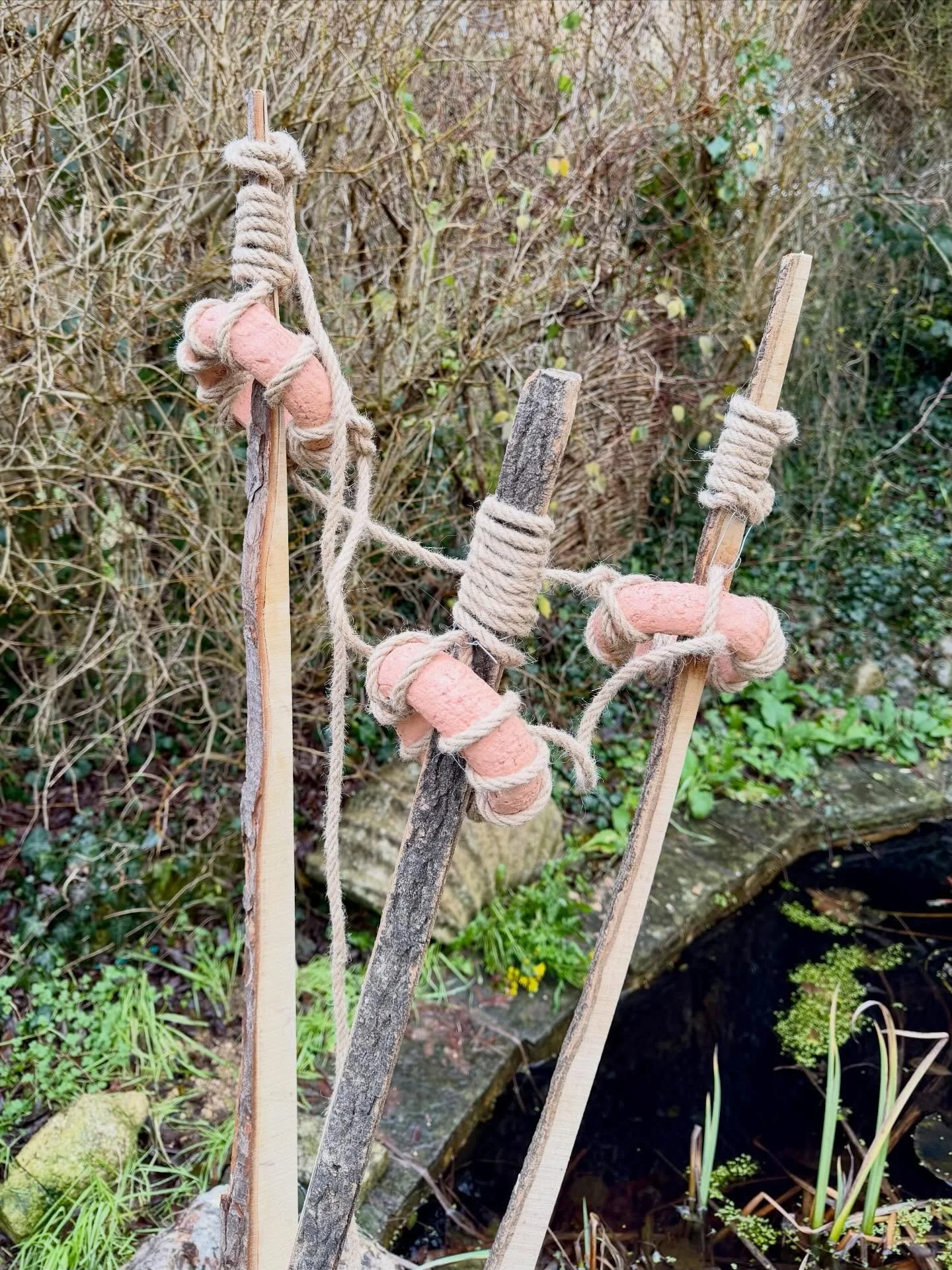 Working with wood, rope and clay, thinking about how dependant we are on each other and how life is a balancing act that can as one gets older so easily fall over. Inspired by @fionacampbellartist excellent online sculpture course, with stimulating d
