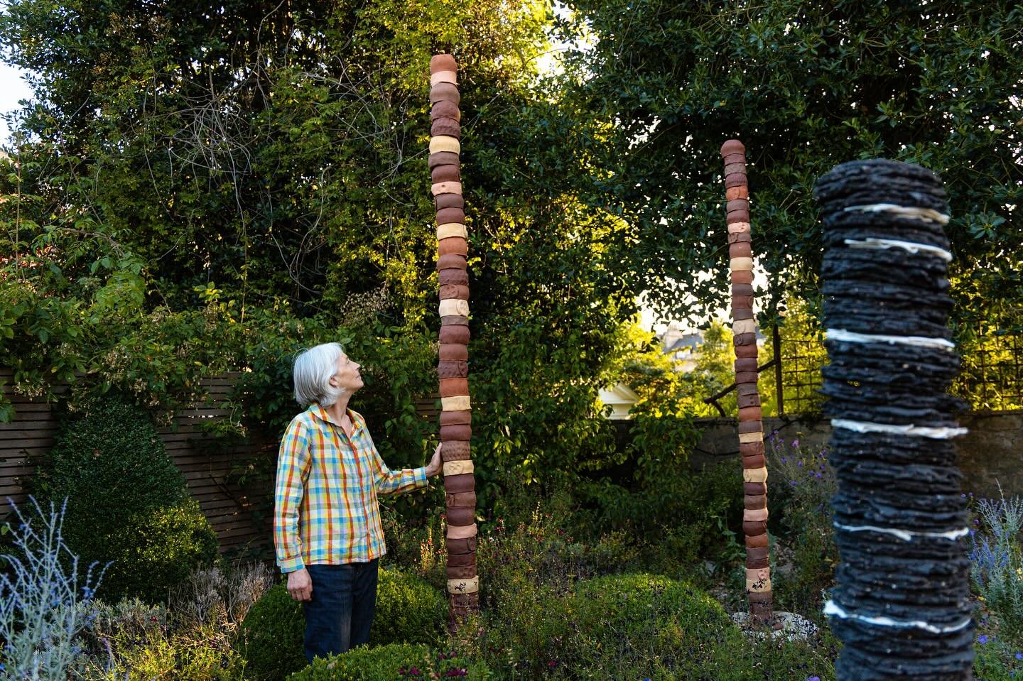 The Sculpture Exhibition at The Royal Crescent Hotel is coming to a close mid September. My Ash tree Stele are situated in the Spa garden. Thank you to @jess_grundy_2015 for the photographs, @axlearts and @somerset_art_works for curating @royalcresce