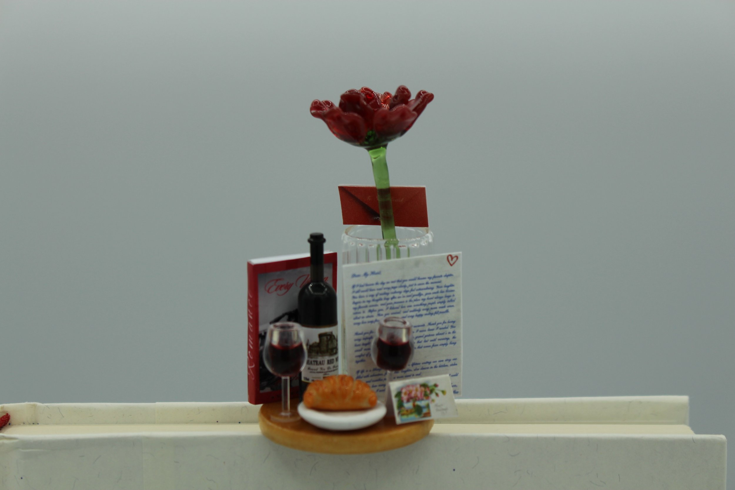 THE LOVERS’ TABLE
