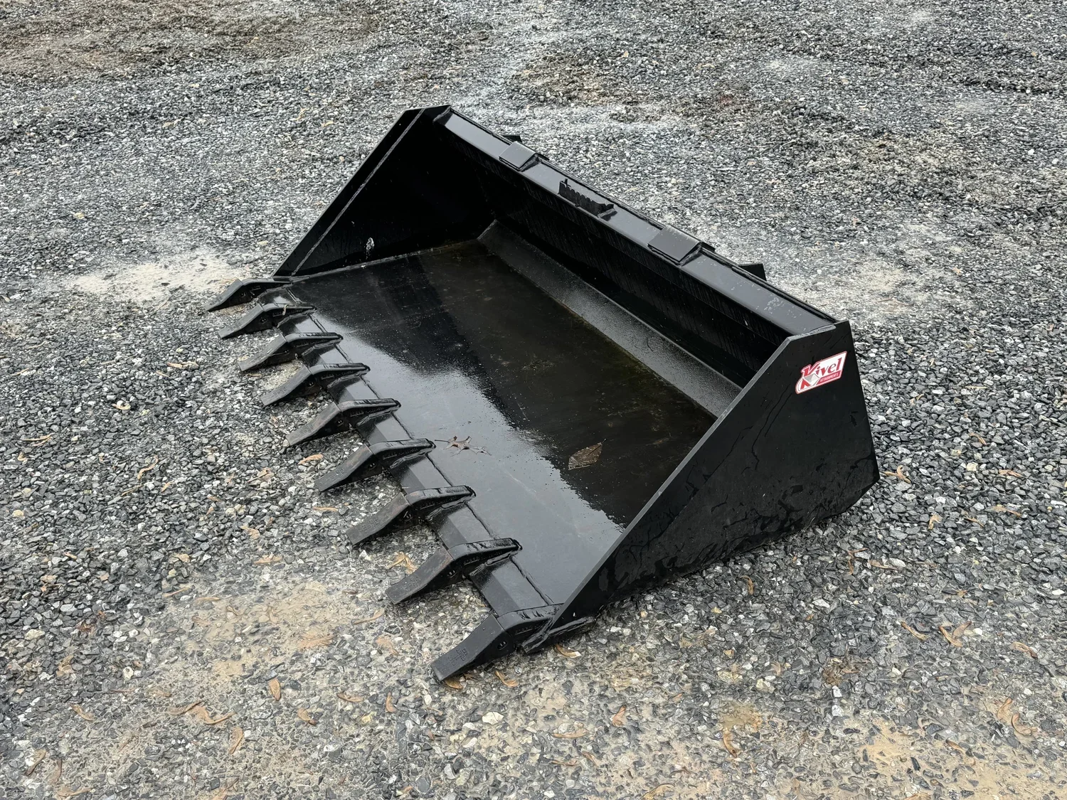 New Kivel 72” Tooth Bucket
