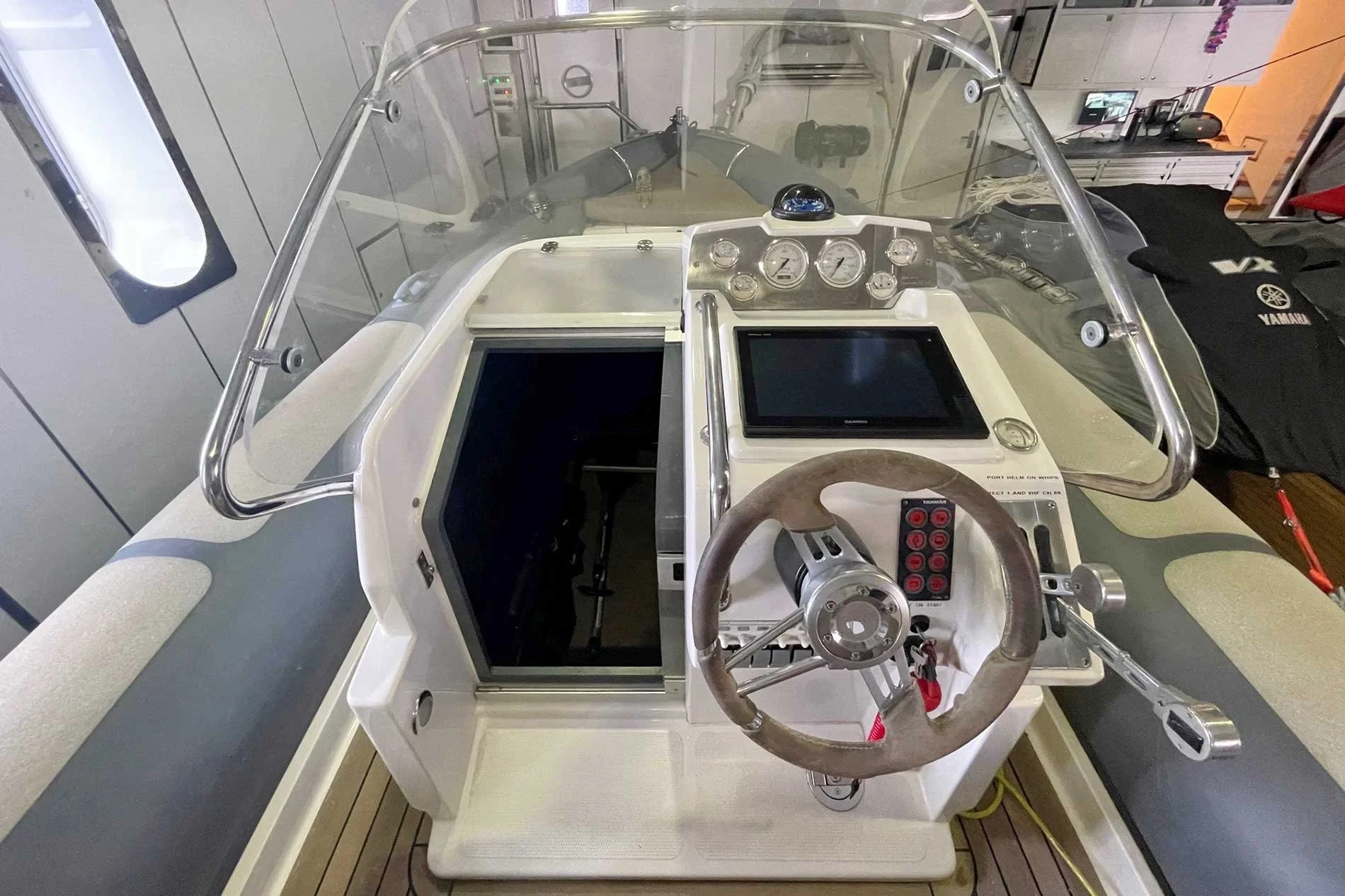 Goldfish Rib Boat Brokerage | Used boats | Live by the water