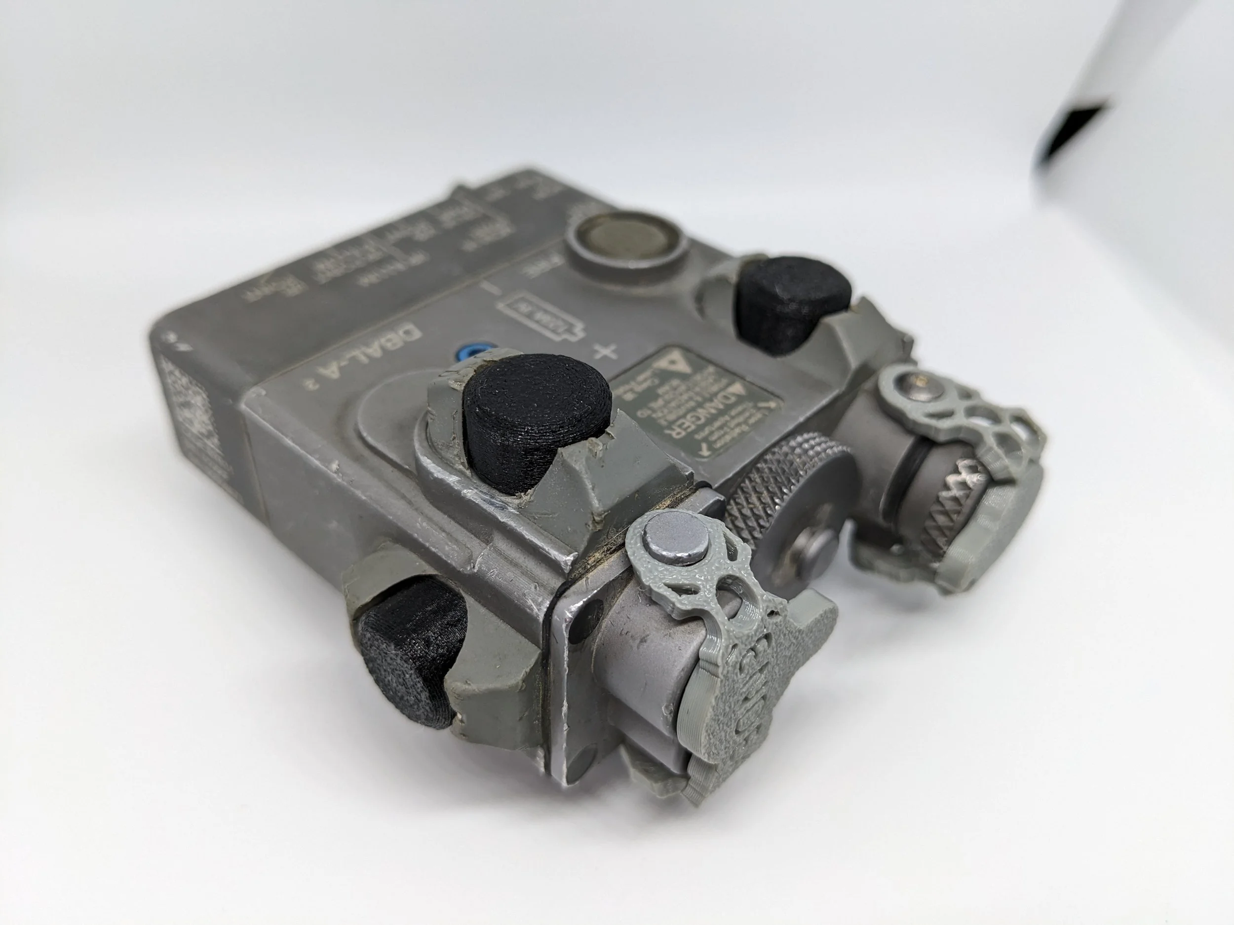 DBAL-A2/PEQ-15A Adjustment Knobs (4x)
