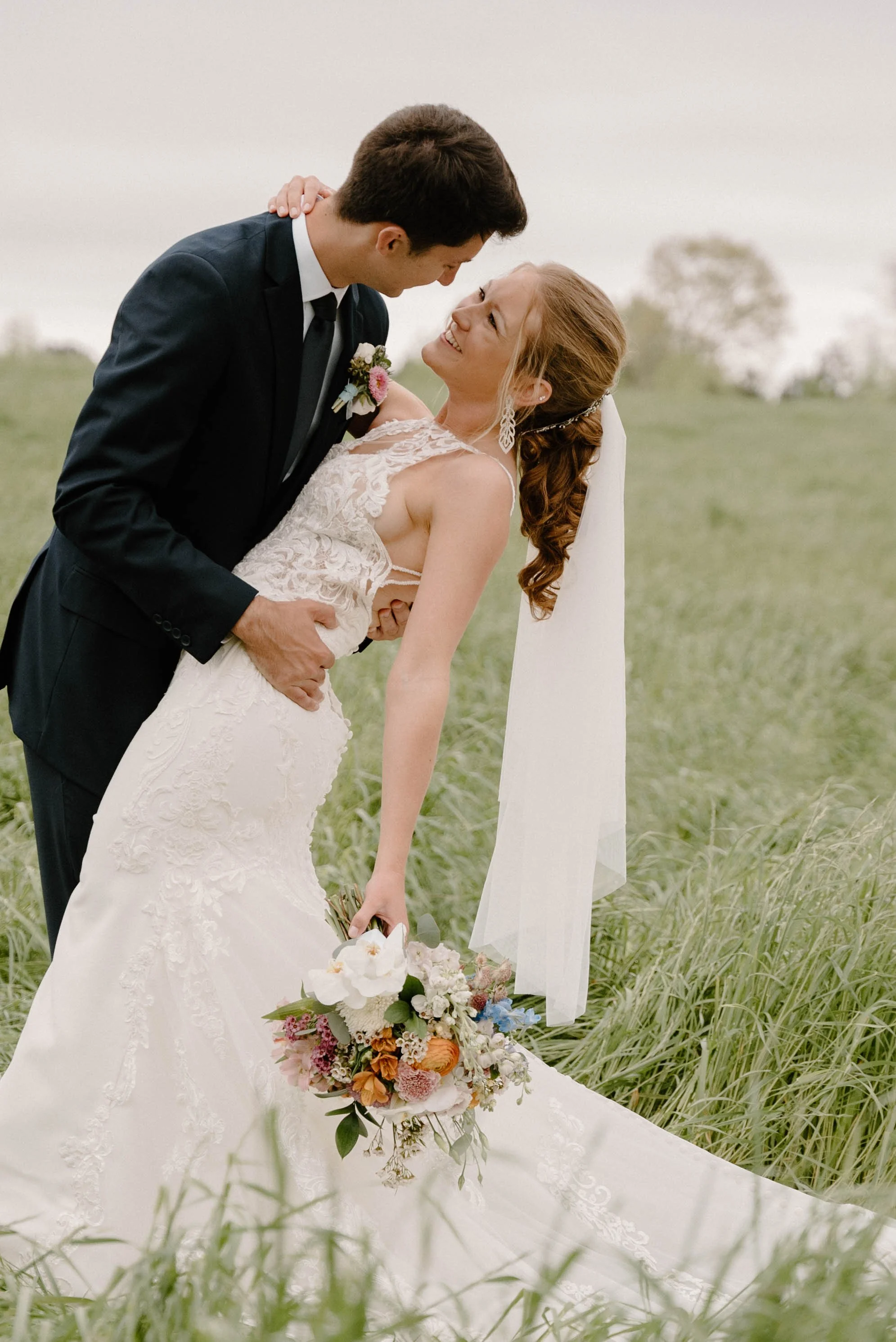 Pastel Wedding Florals in Cullman Alabama — Huntsville Wedding Florist