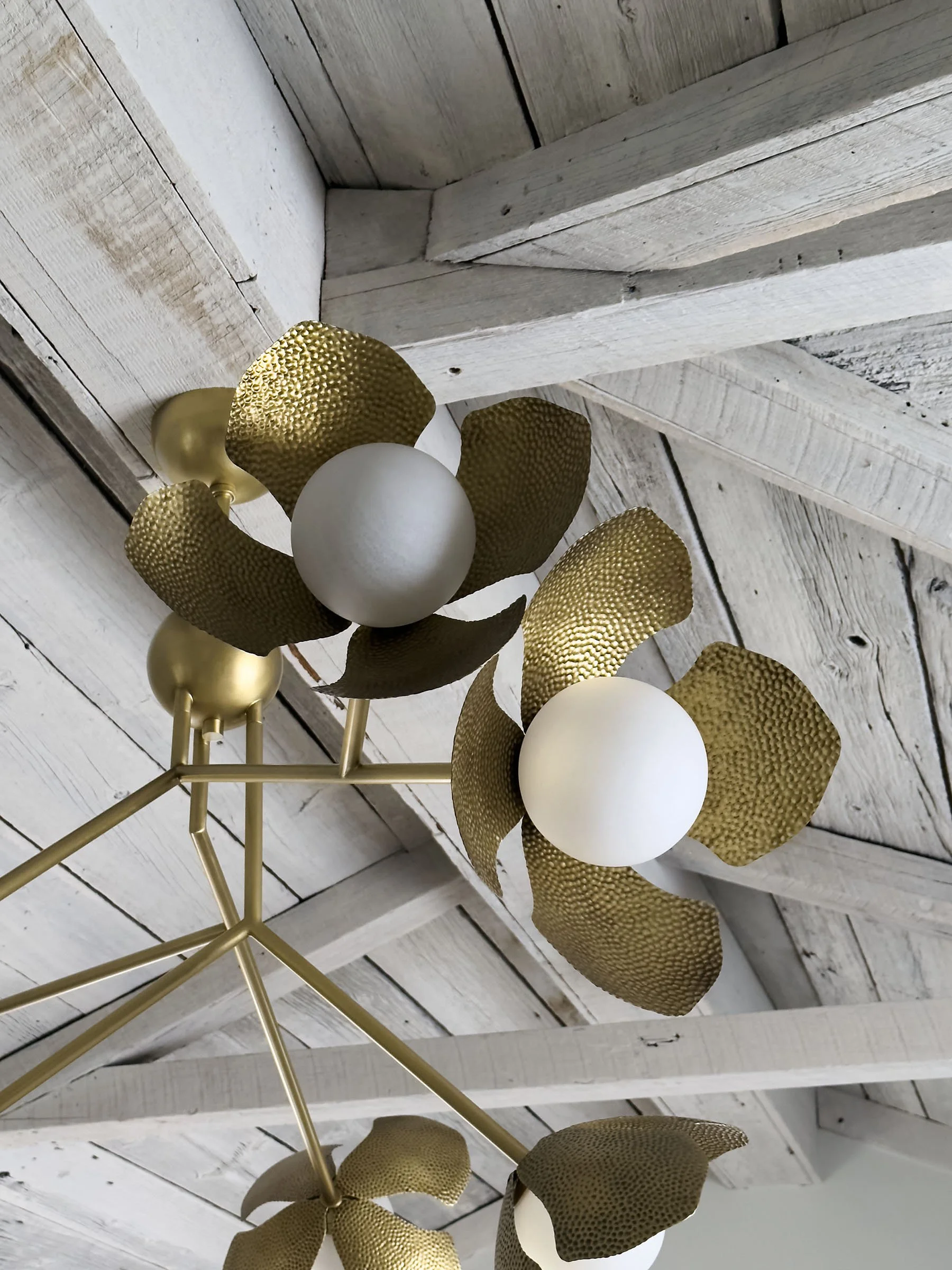 Davis Raines iphonedetails_olson_024.jpg