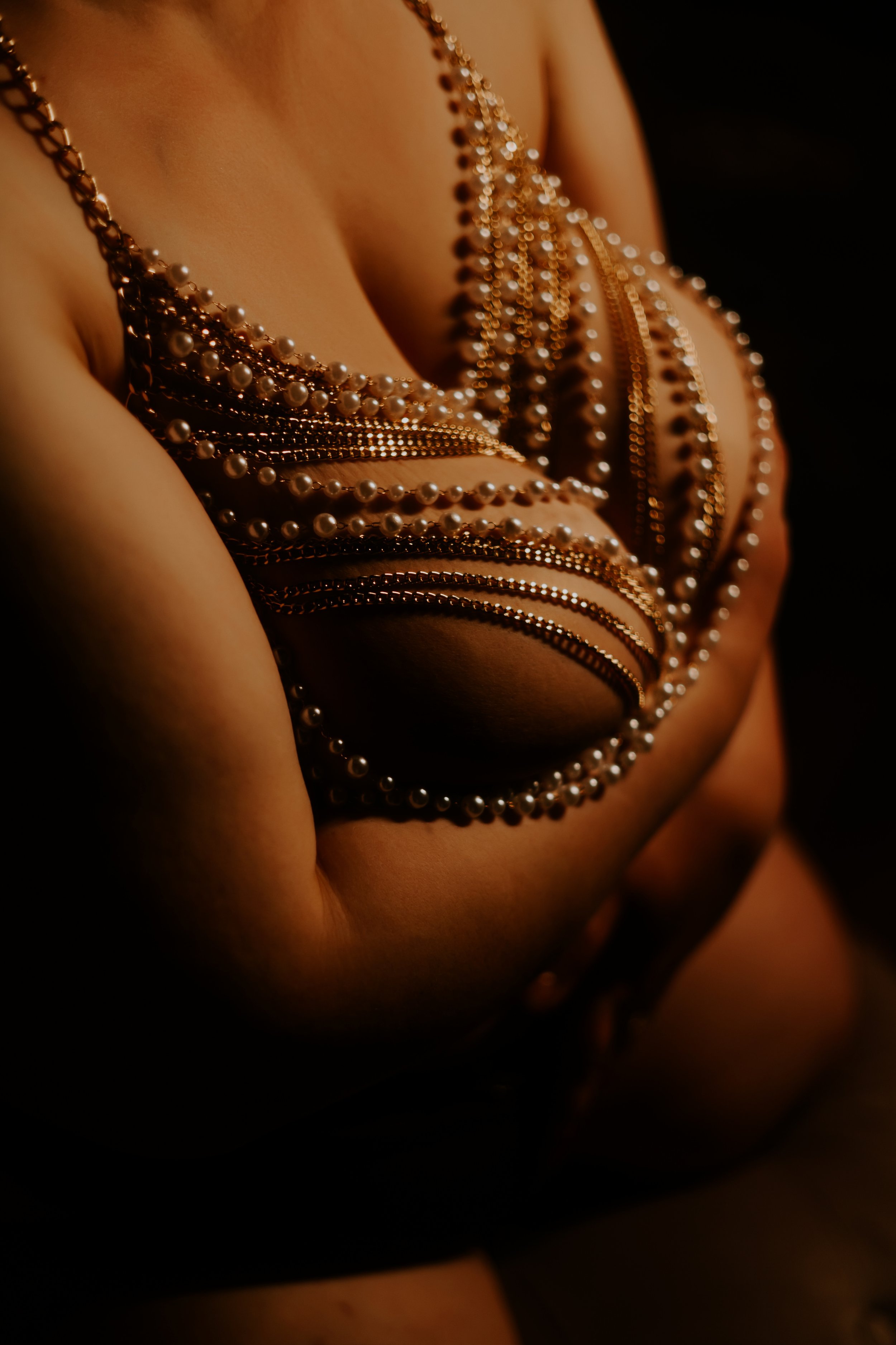 ML 4.23 Columbus Ohio Boudoir Photoshoot 19.jpg