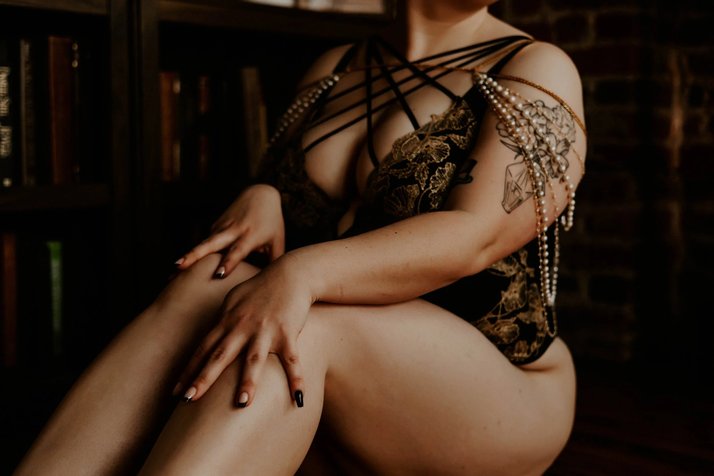 LP 2.4 Columbus Ohio Boudoir 15.jpg