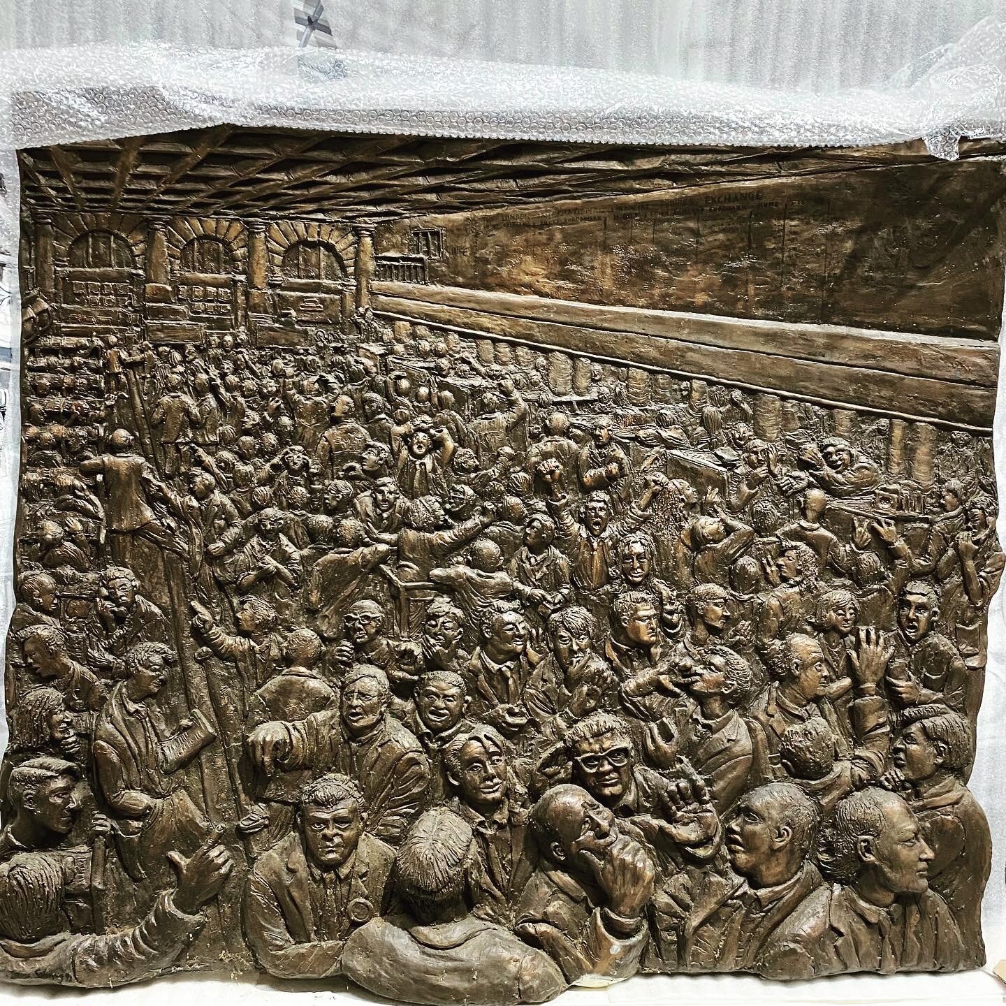 Pre digital traders &hellip; &lsquo;Crazy LIFFE&rsquo; recently reunited with a commissioned relief I&rsquo;ve not seen in years! Bronze resin traders early 1990&rsquo;s &ldquo;London Internatiomal Financial Futures Exchange&rdquo; one of my first ex
