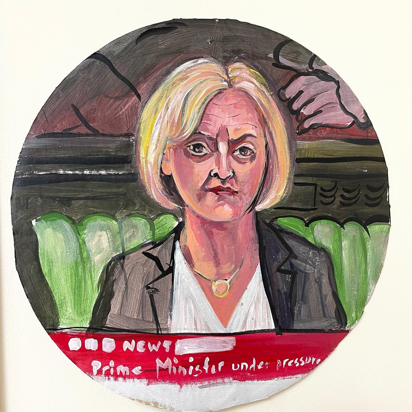 She&rsquo;s back in the news!! #liztruss Forgot I made a quick sketch on an old pizza base from the collection of them during lockdown .. painted the day she stepped down live on the TV. Didn&rsquo;t even have time to finish it!! 

.⁣
.⁣
.⁣
.⁣
#fastf