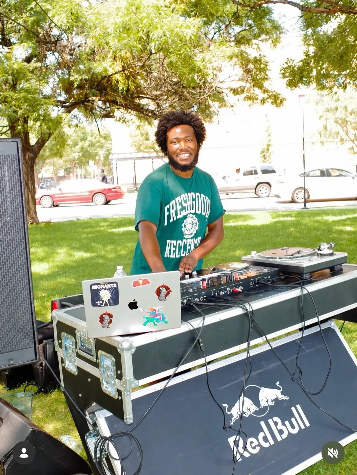 Summer is officially coming to an end and I really welcome a new Senior class this Monday🙈This has been an interesting summer to say the least grateful for more life, more house, and more friends! 🫂 

Catch me spinning this weekend @74mad_ Bday ton