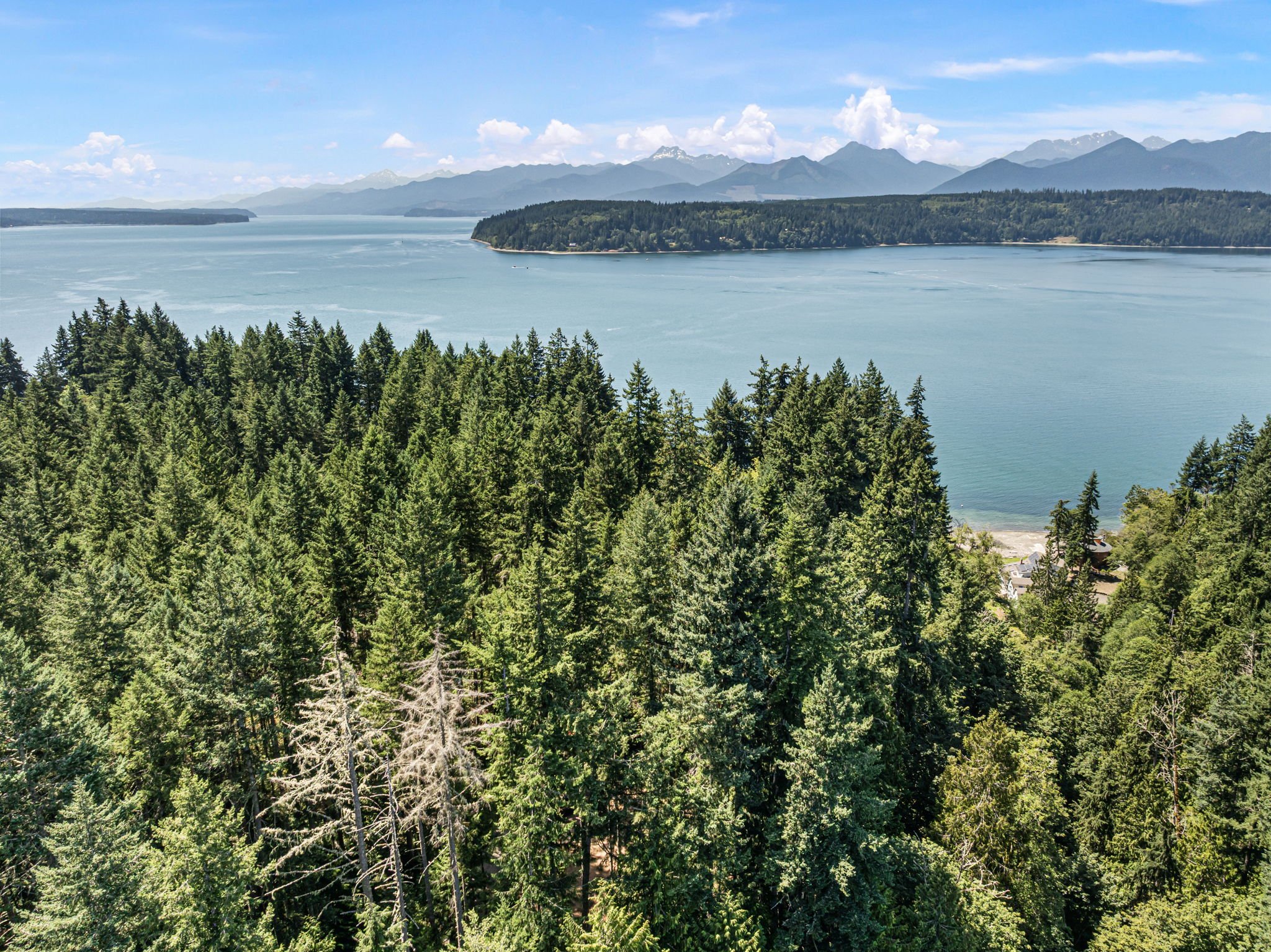 3-web-or-mls-9999-olympic-view-loop-rd-nw.jpg