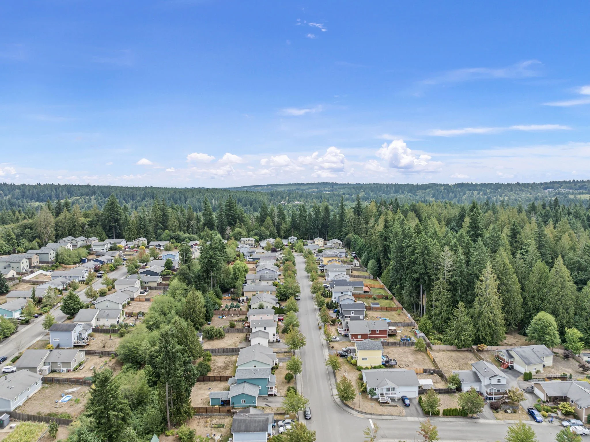 7-web-or-mls-209-ne-max-william-loop.jpg