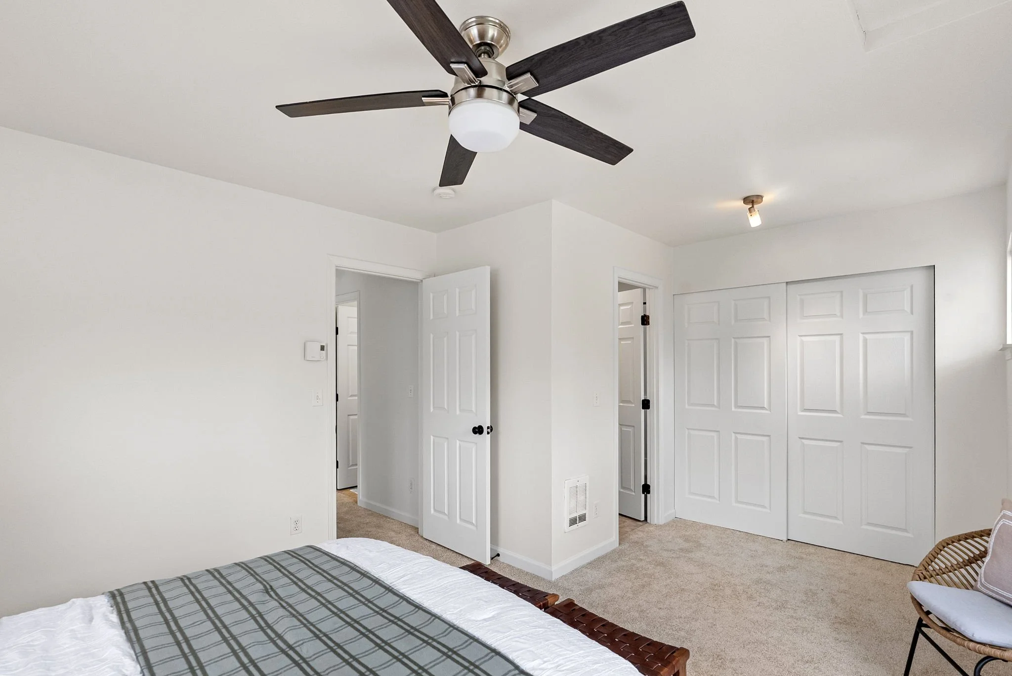 28-web-or-mls-209-ne-max-william-loop.jpg