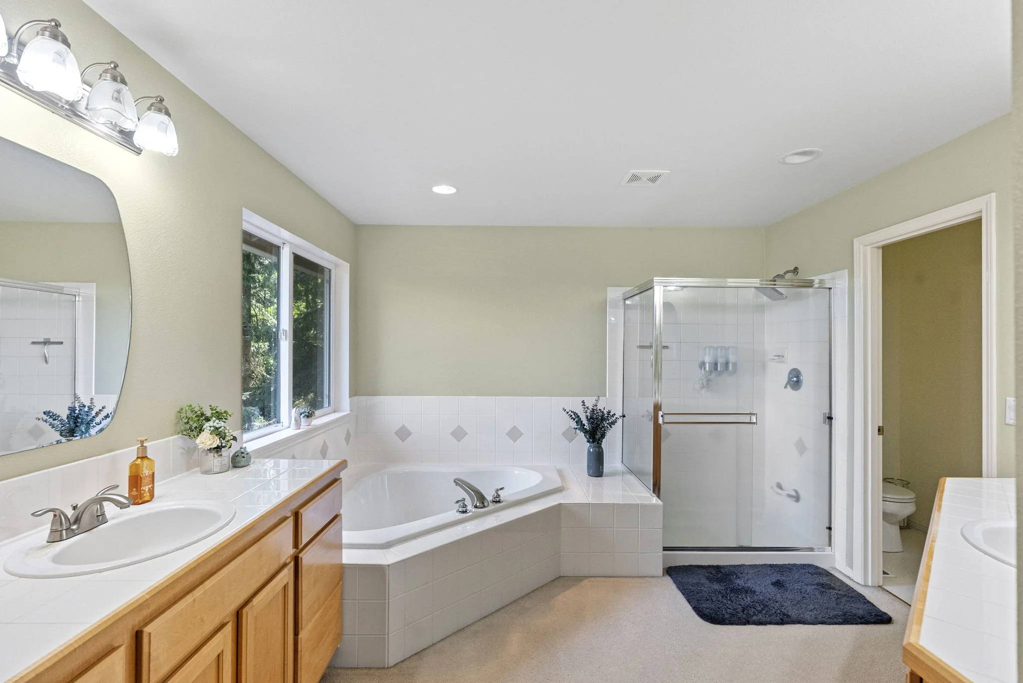 20-web-or-mls-16110-cassie-pl-nw.jpg