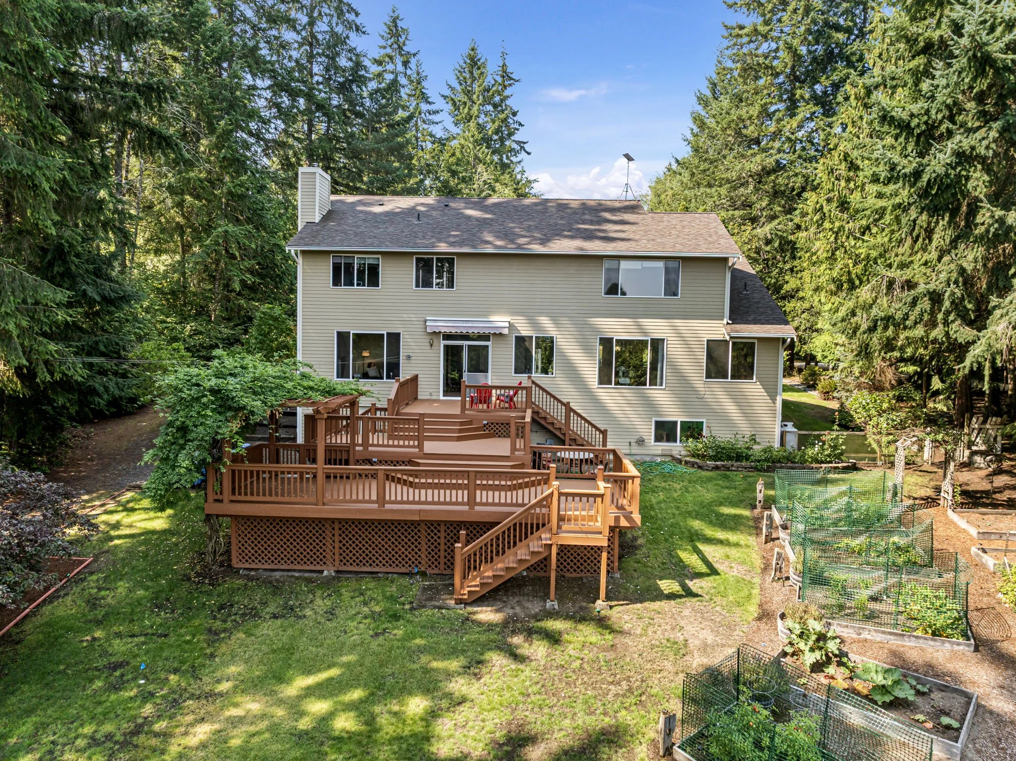 37-web-or-mls-16110-cassie-pl-nw.jpg