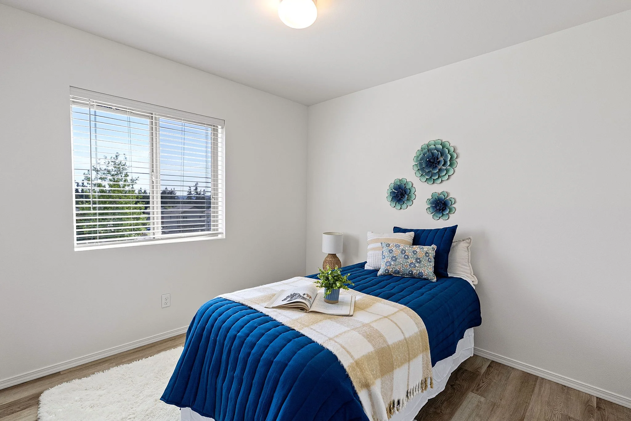 25-web-or-mls-396-ne-inspiration-st.jpg
