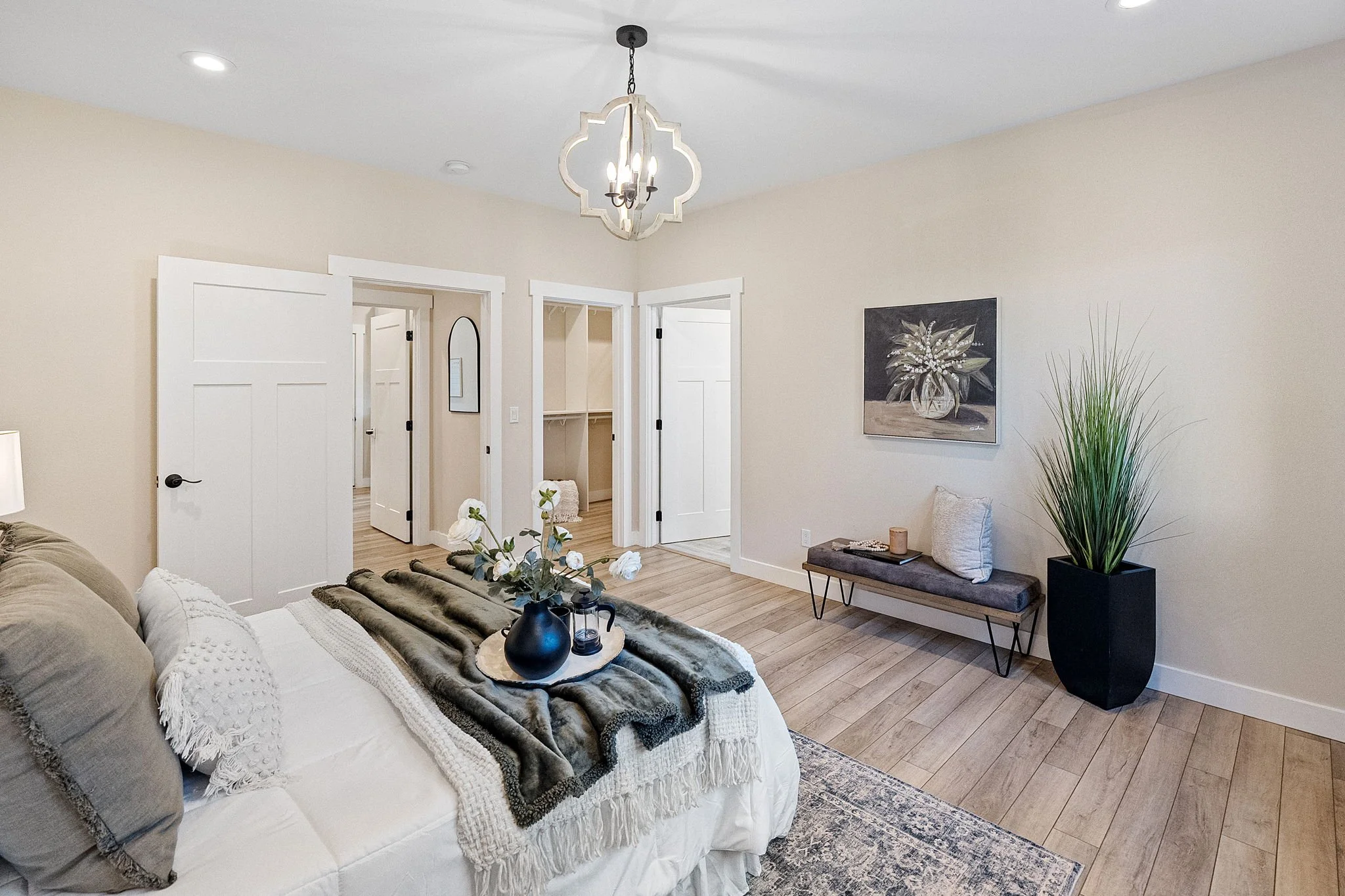 9-web-or-mls-10128-merlin-ln-nw.jpg