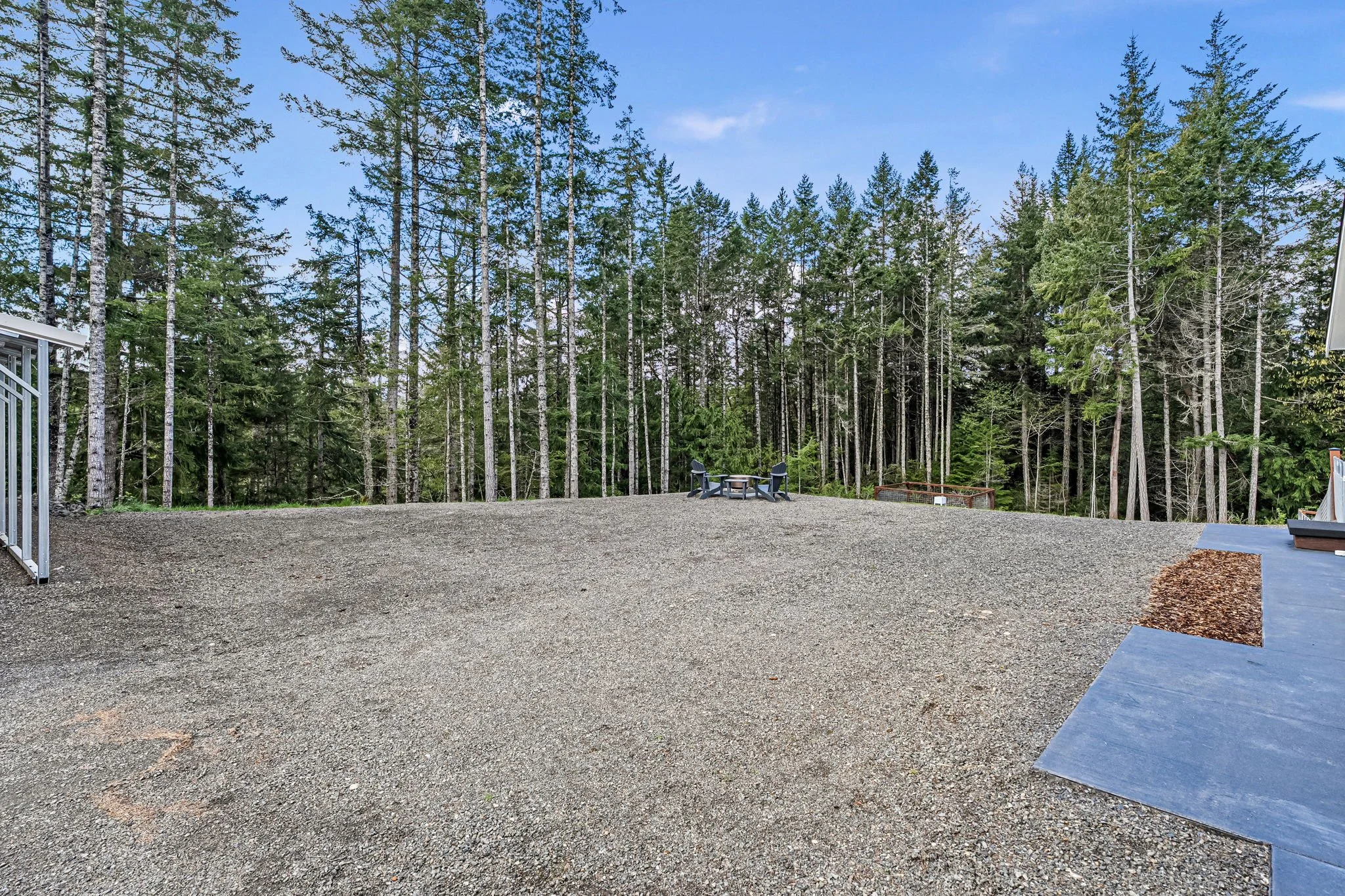 52-web-or-mls-10128-merlin-ln-nw.jpg