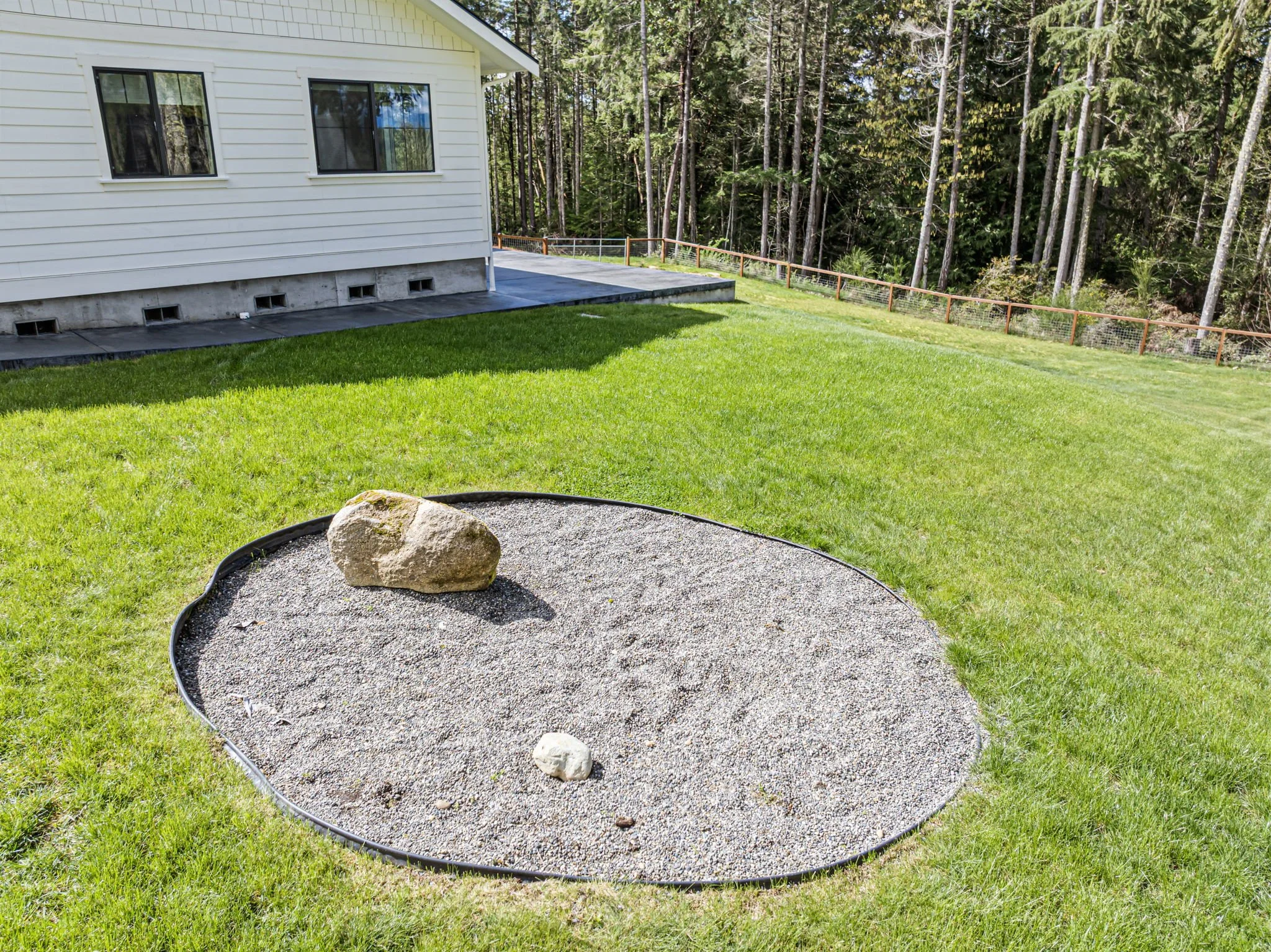 64-web-or-mls-10128-merlin-ln-nw.jpg