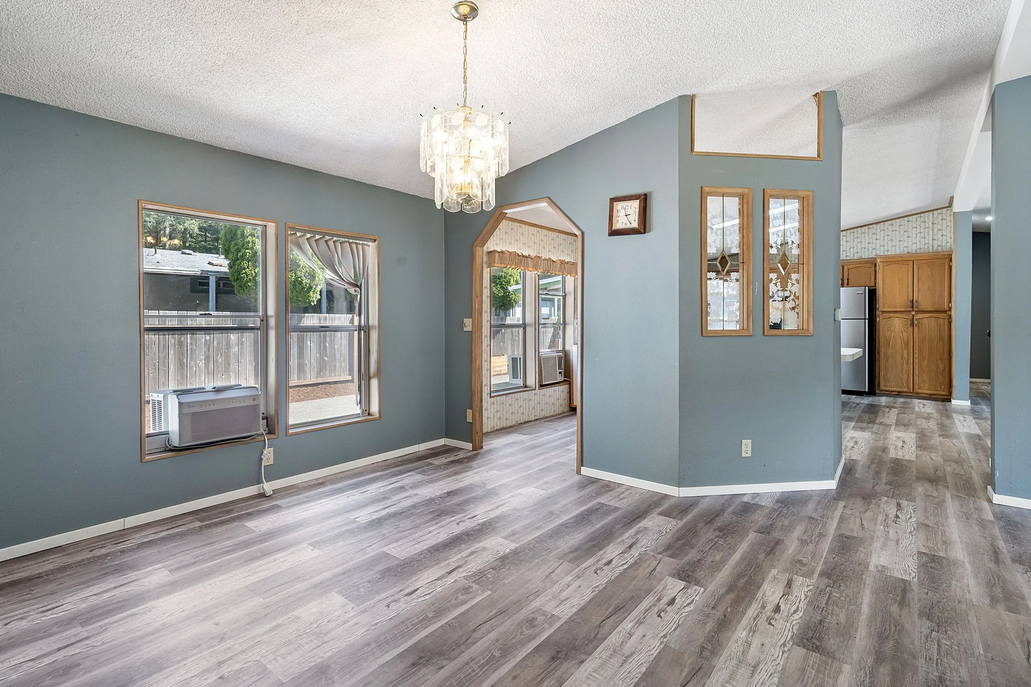 9-web-or-mls-2084-se-hastings-ln.jpg