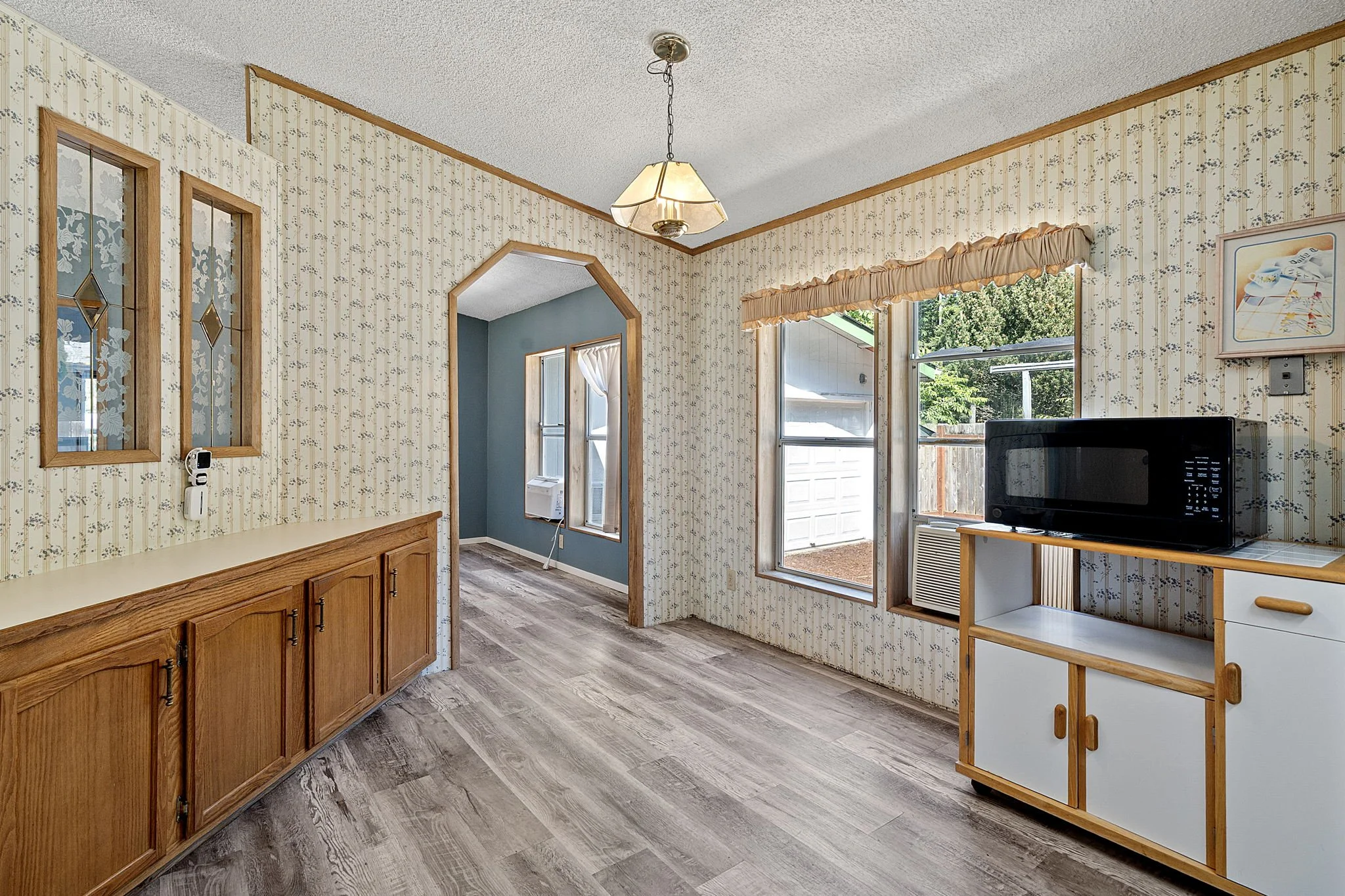 7-web-or-mls-2084-se-hastings-ln.jpg