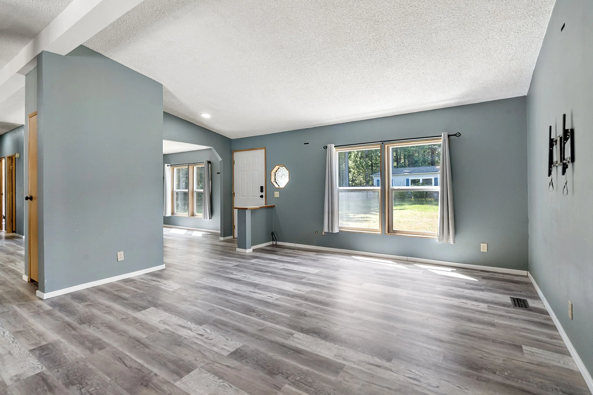 11-web-or-mls-2084-se-hastings-ln.jpg