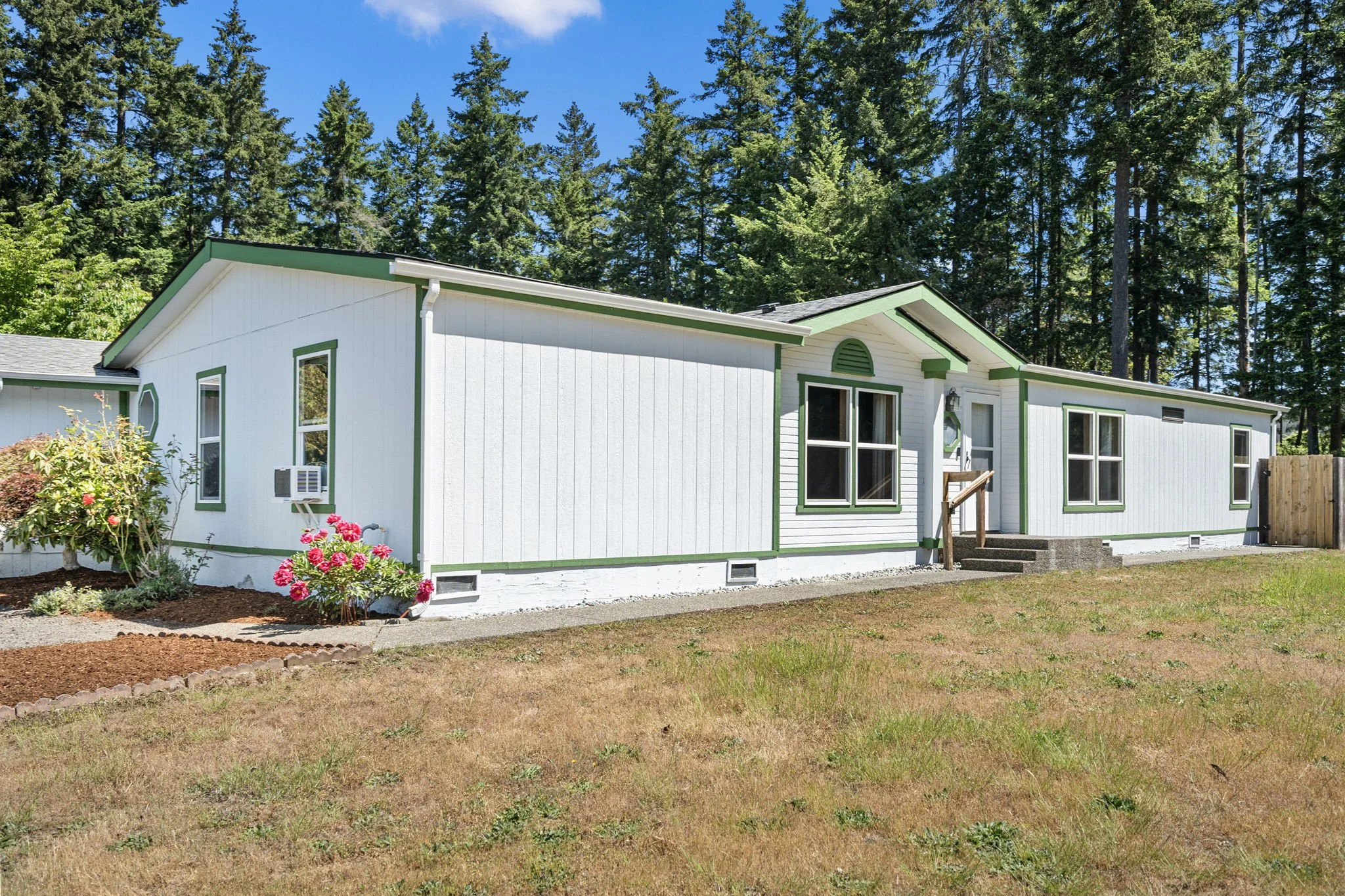 23-web-or-mls-2084-se-hastings-ln.jpg