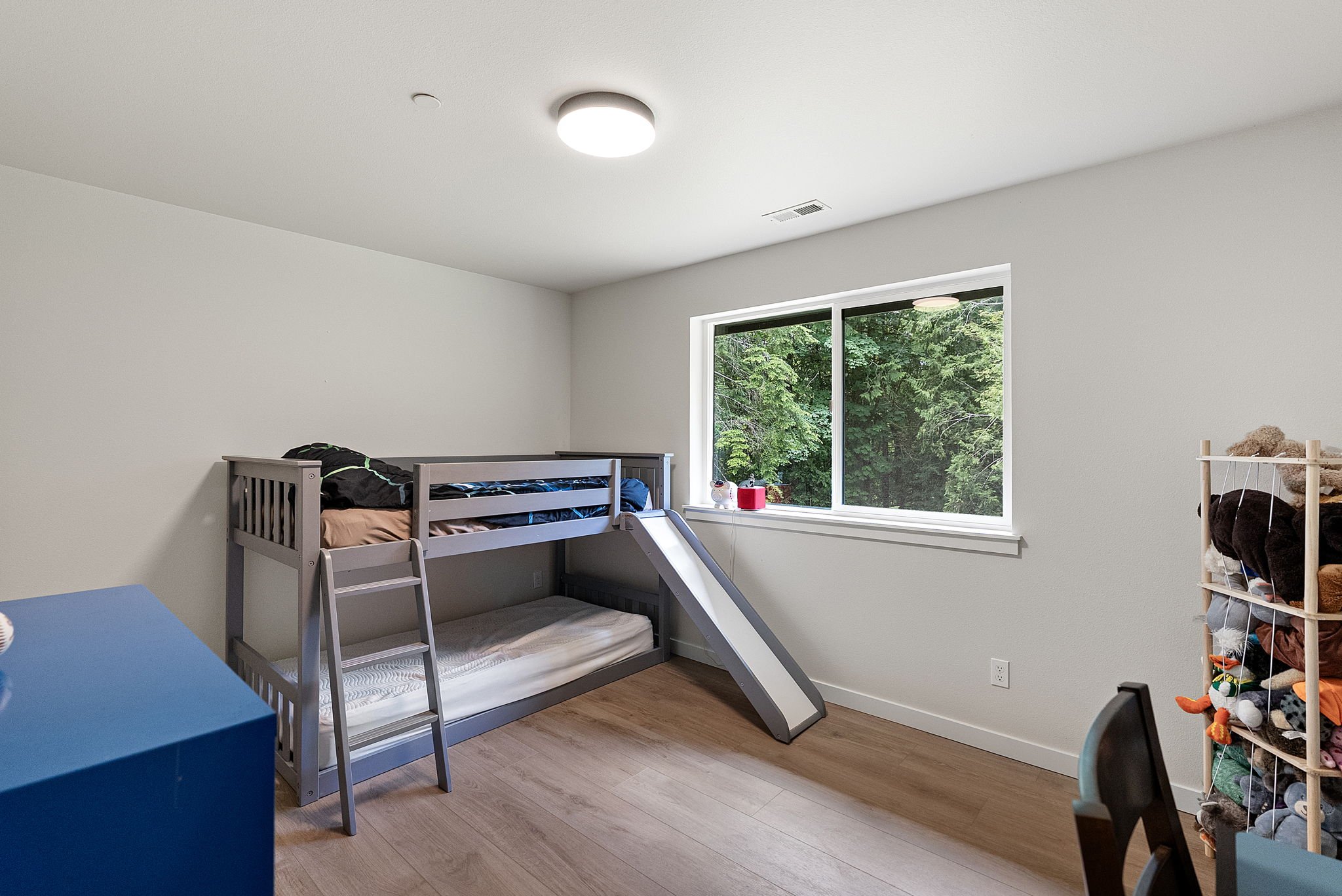 10-web-or-mls-7761-larson-ln-nw.jpg