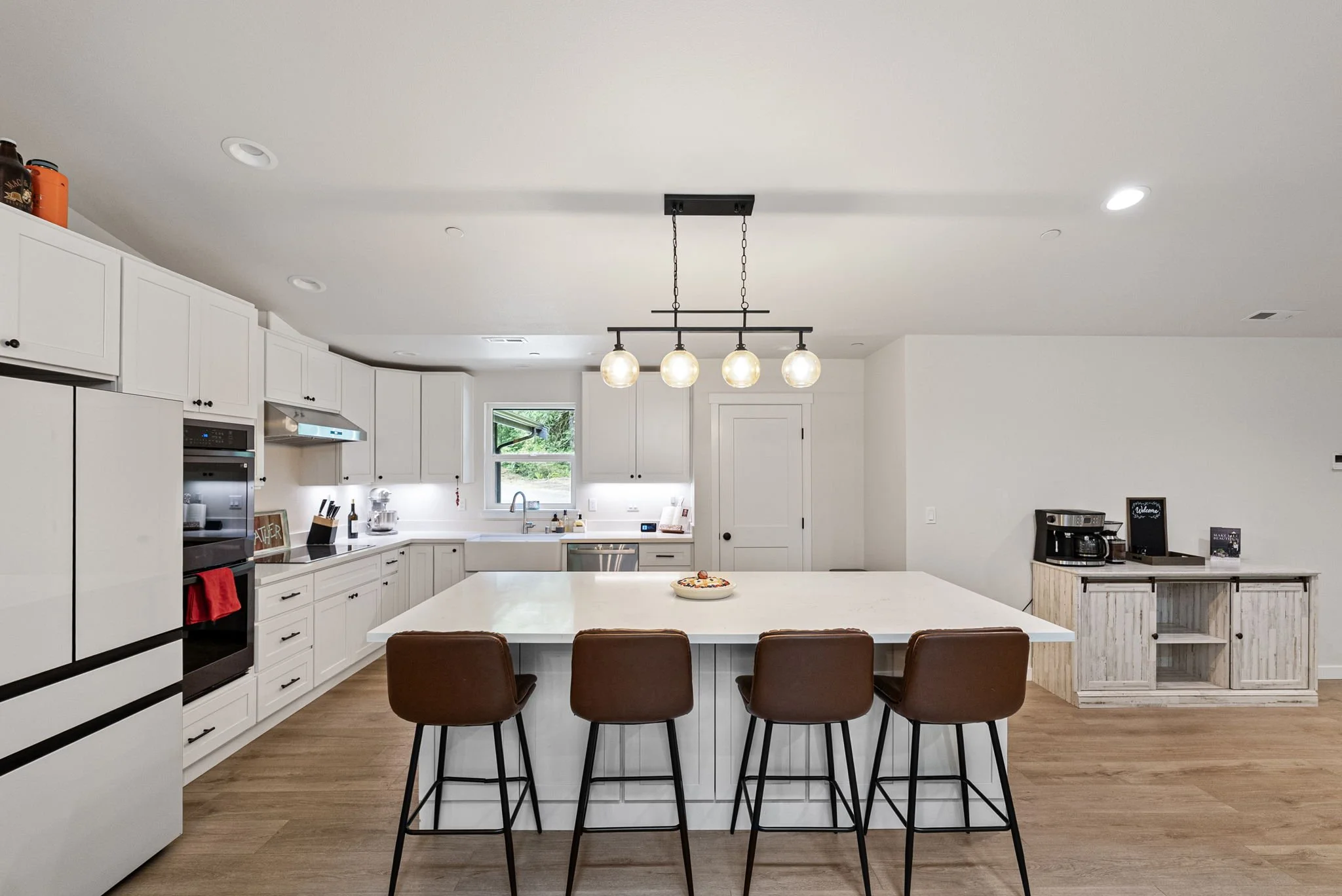 19-web-or-mls-7761-larson-ln-nw.jpg