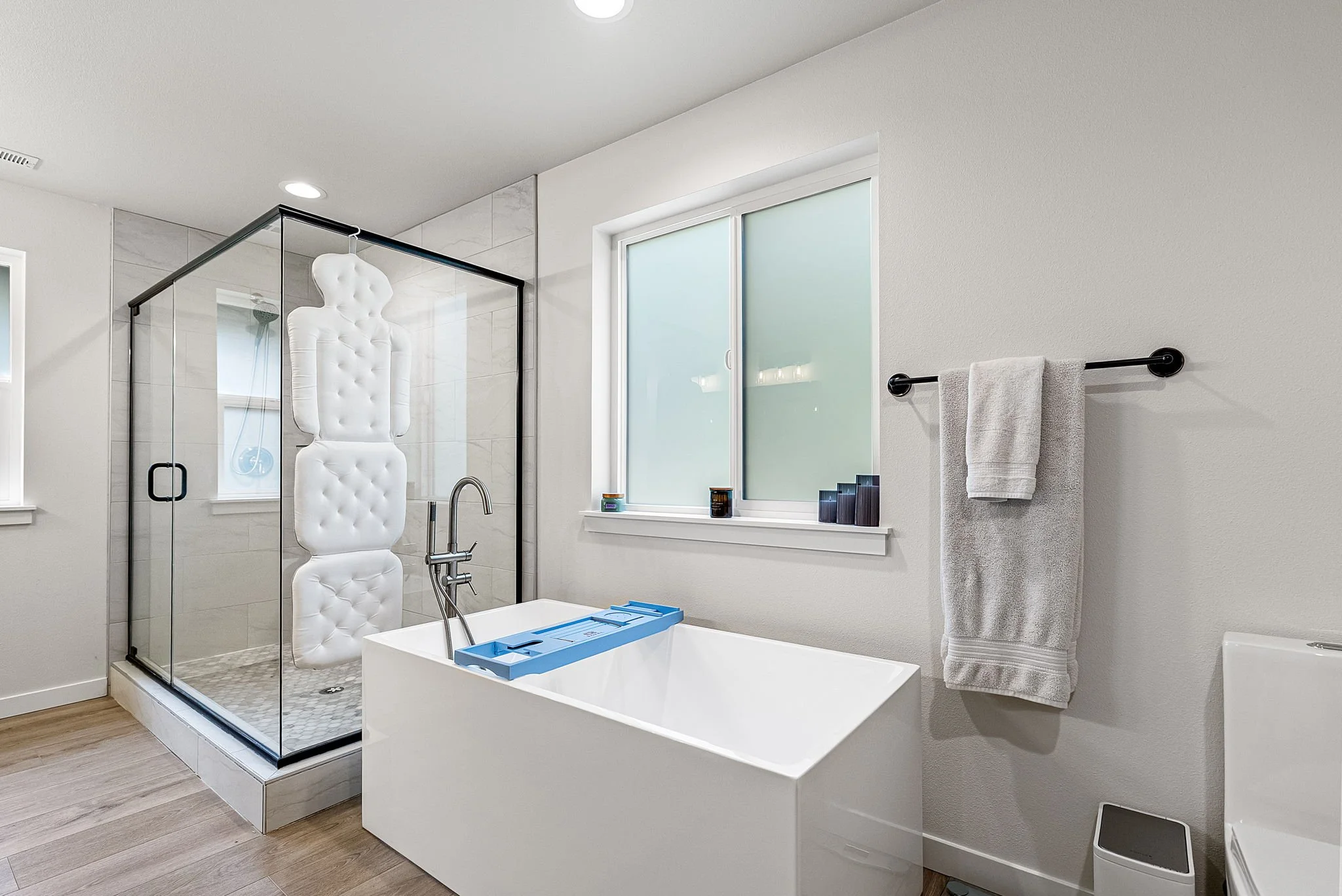 29-web-or-mls-7761-larson-ln-nw.jpg