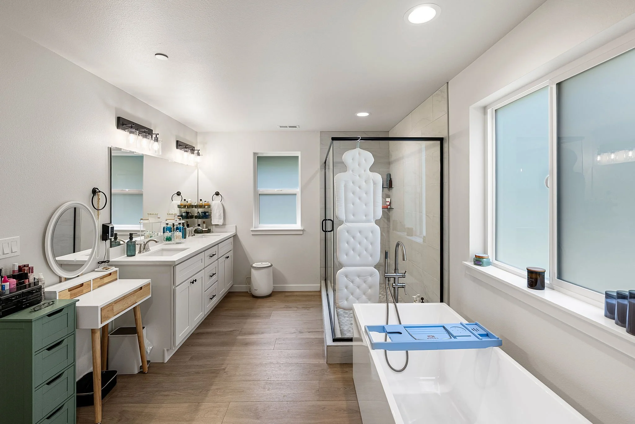 28-web-or-mls-7761-larson-ln-nw.jpg