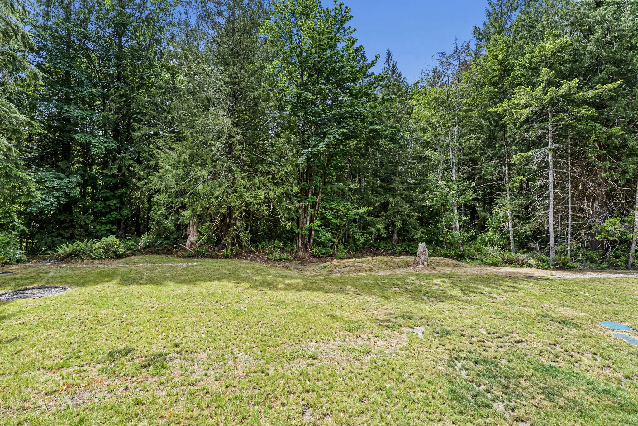 35-web-or-mls-7761-larson-ln-nw.jpg