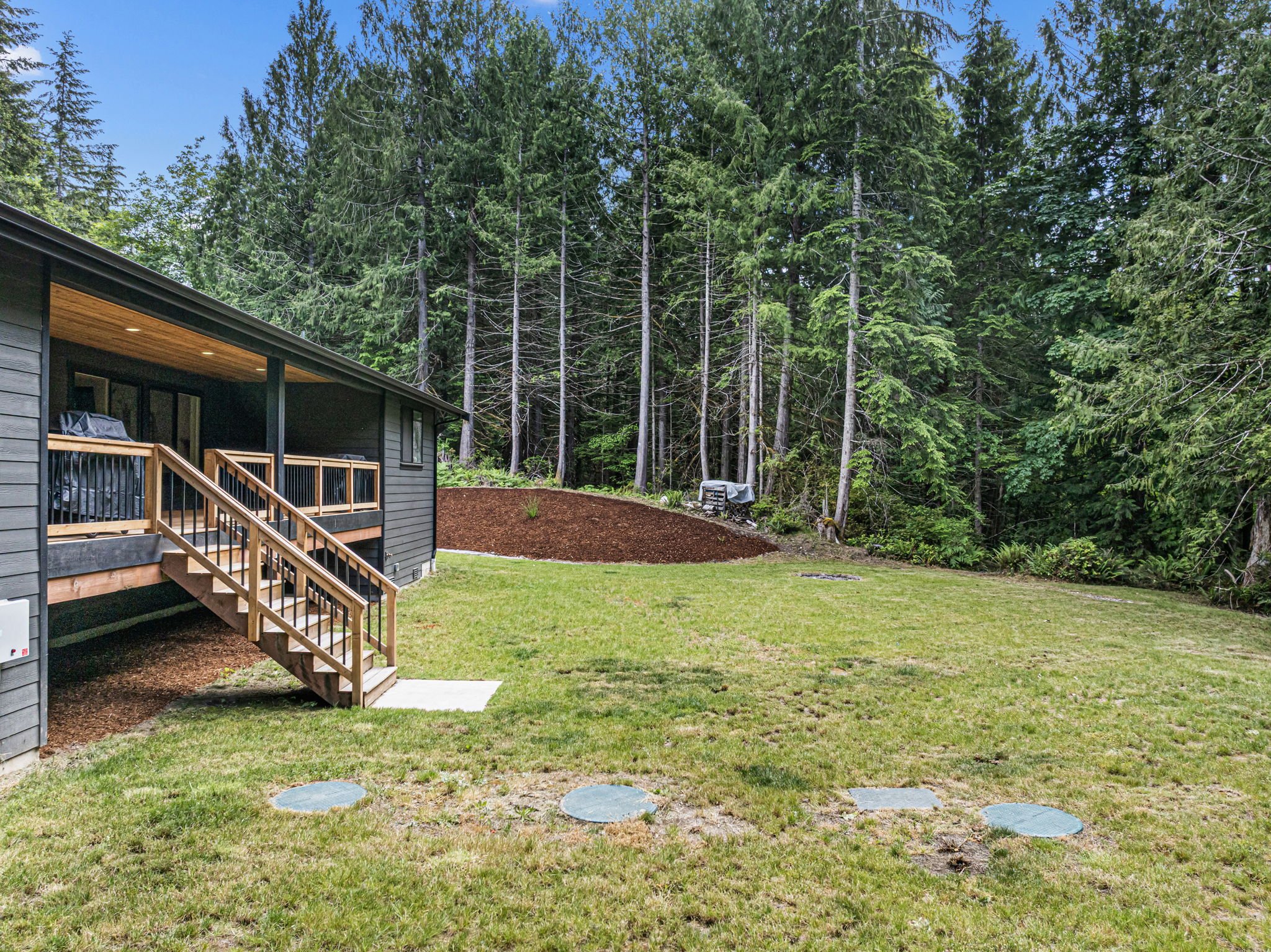 39-web-or-mls-7761-larson-ln-nw.jpg