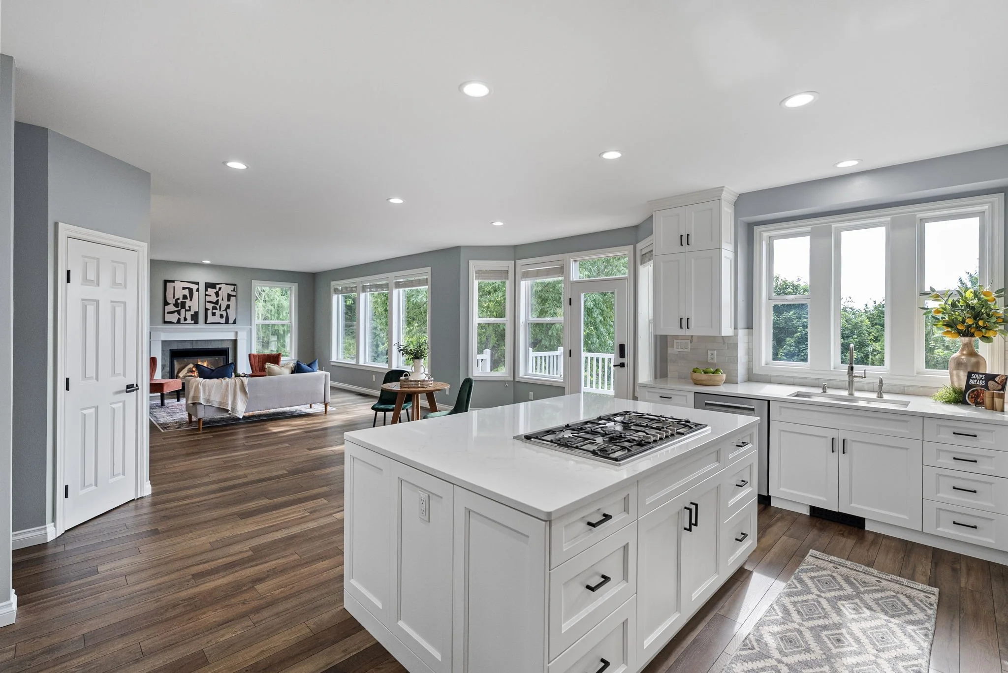 4-web-or-mls-2606-ne-lillehammer-ln.jpg