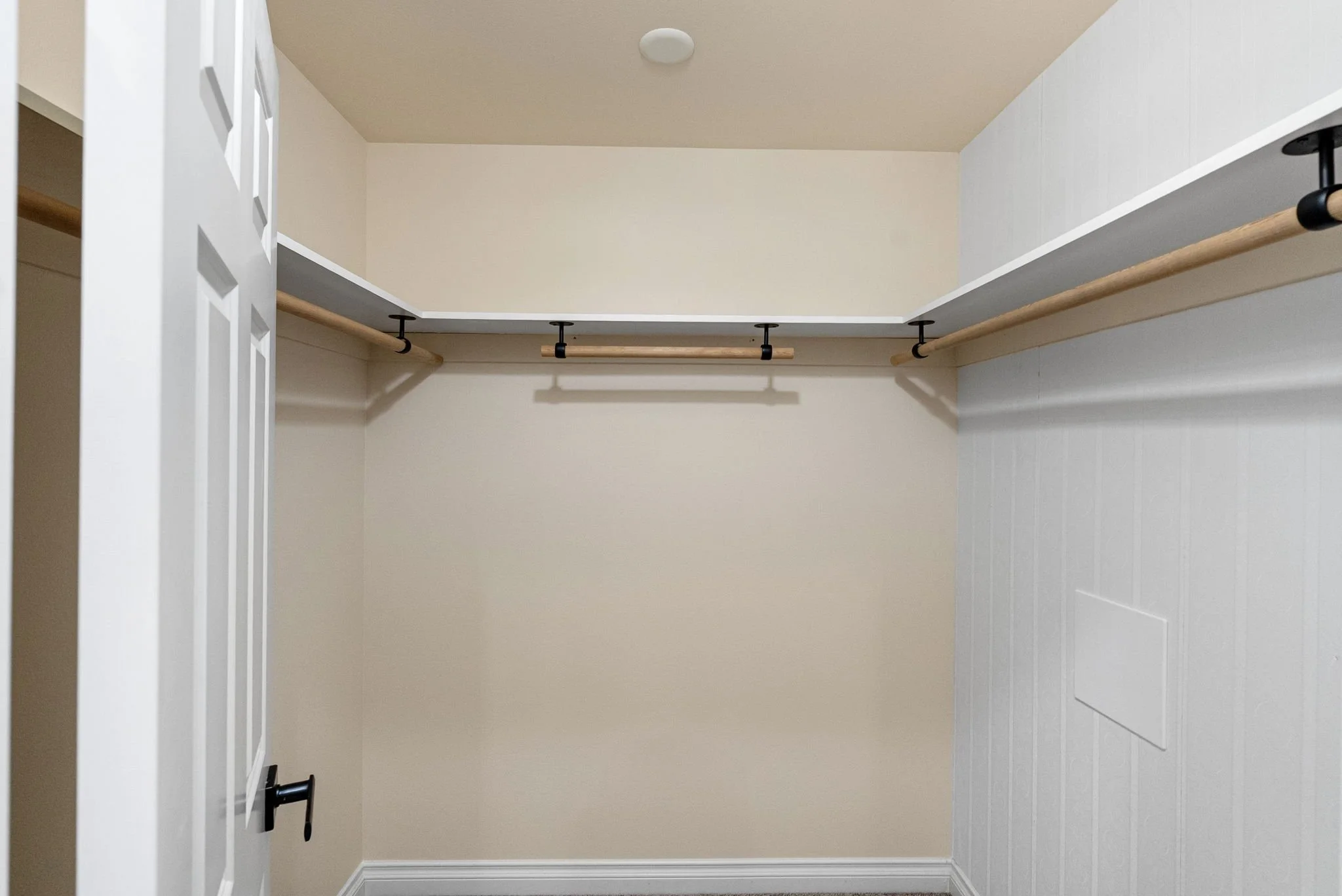 33-web-or-mls-2606-ne-lillehammer-ln.jpg