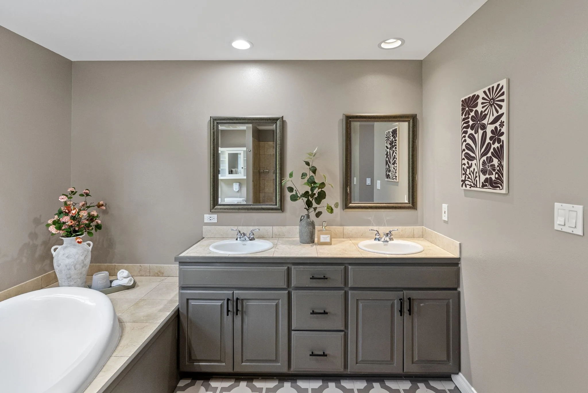 35-web-or-mls-2606-ne-lillehammer-ln.jpg