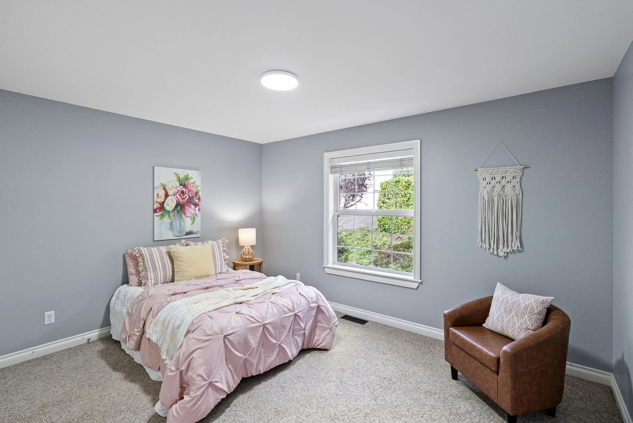 38-web-or-mls-2606-ne-lillehammer-ln.jpg