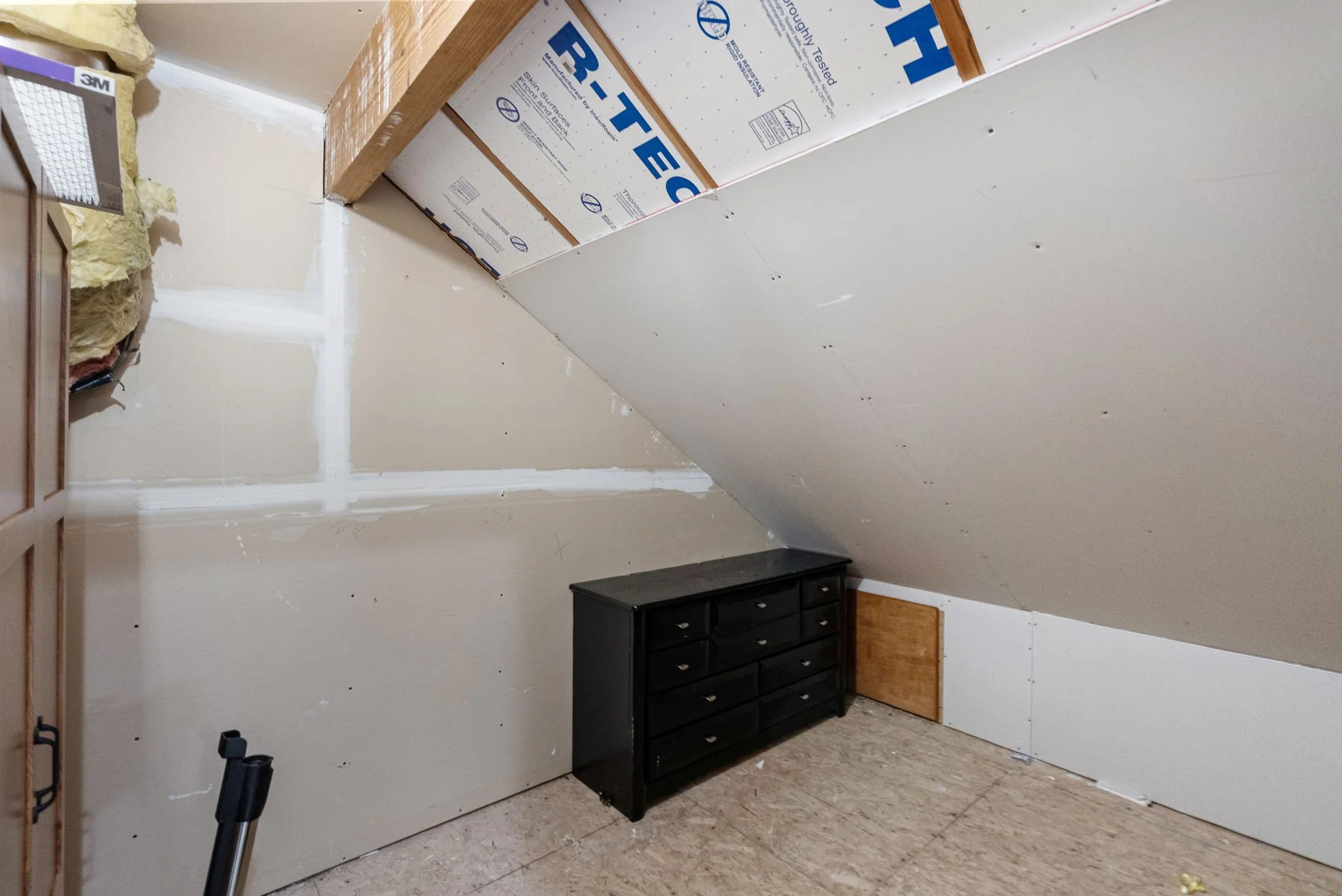 44-web-or-mls-2606-ne-lillehammer-ln.jpg