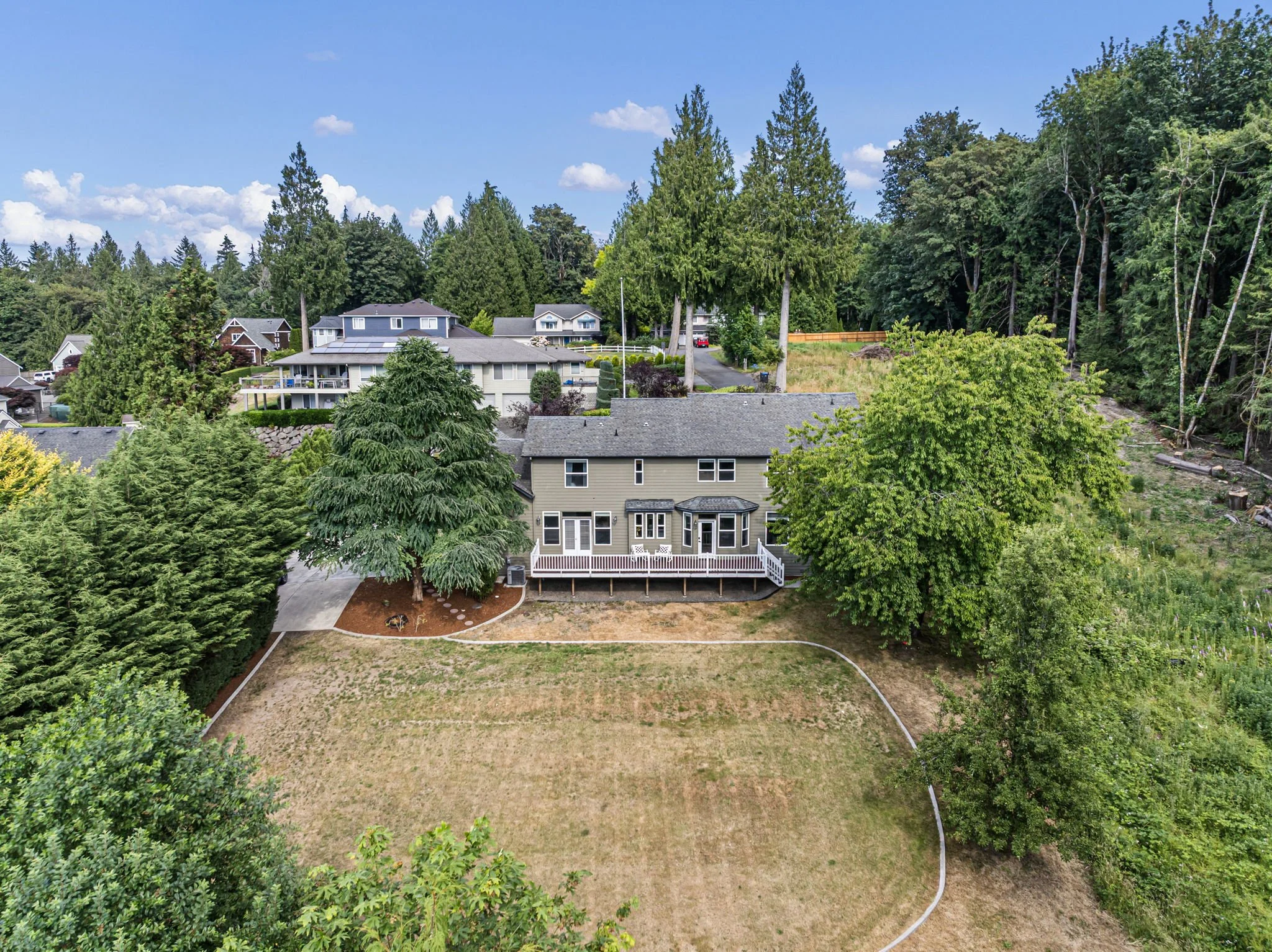 54-web-or-mls-2606-ne-lillehammer-ln.jpg